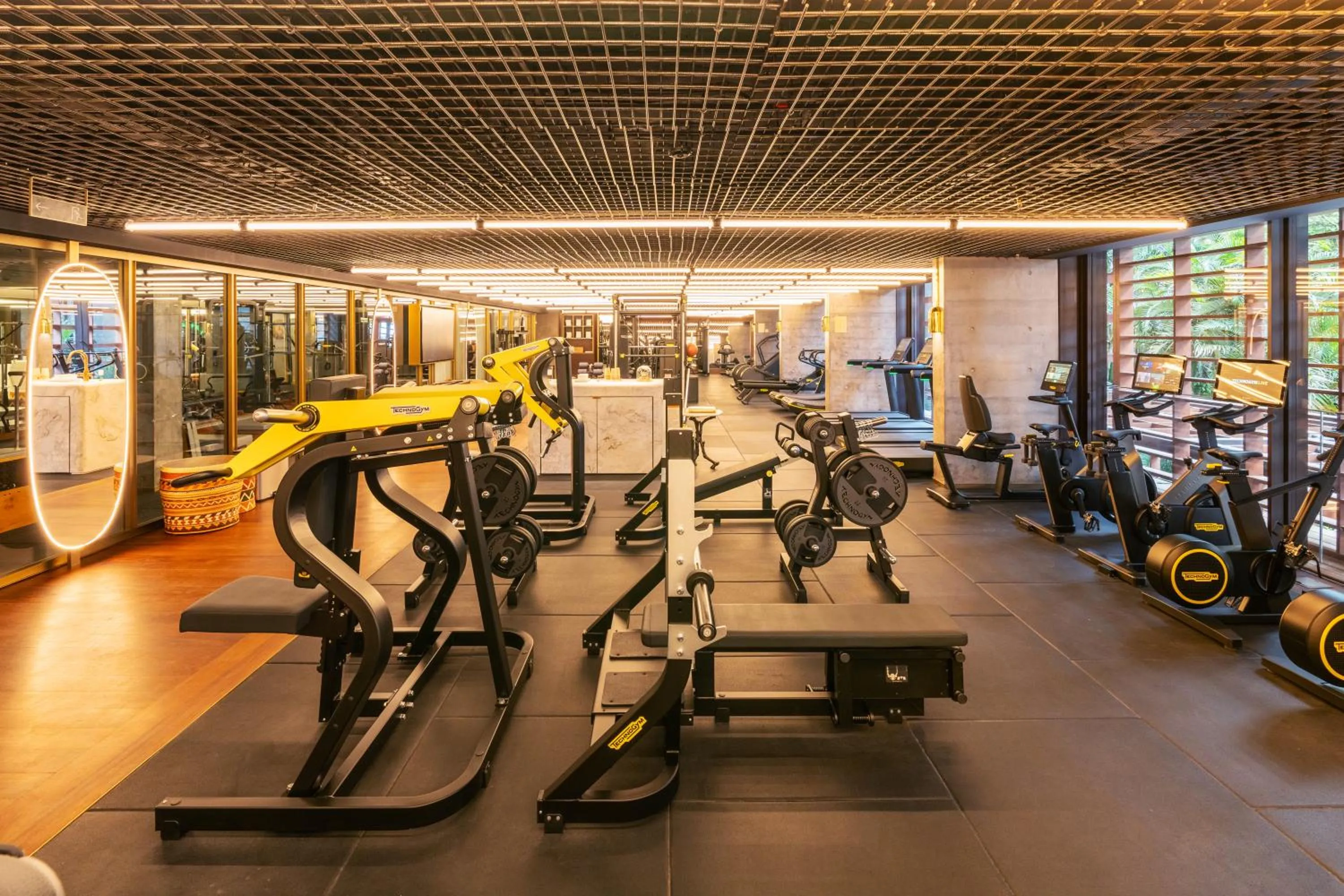 Fitness centre/facilities in Rosewood São Paulo