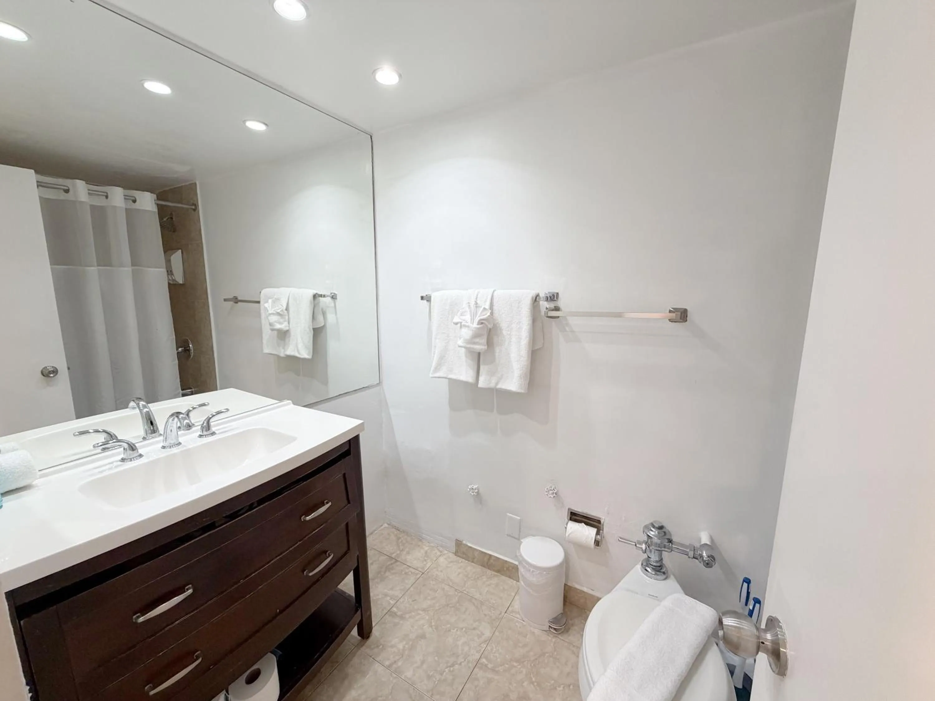 Shower in SeaStays Apartments