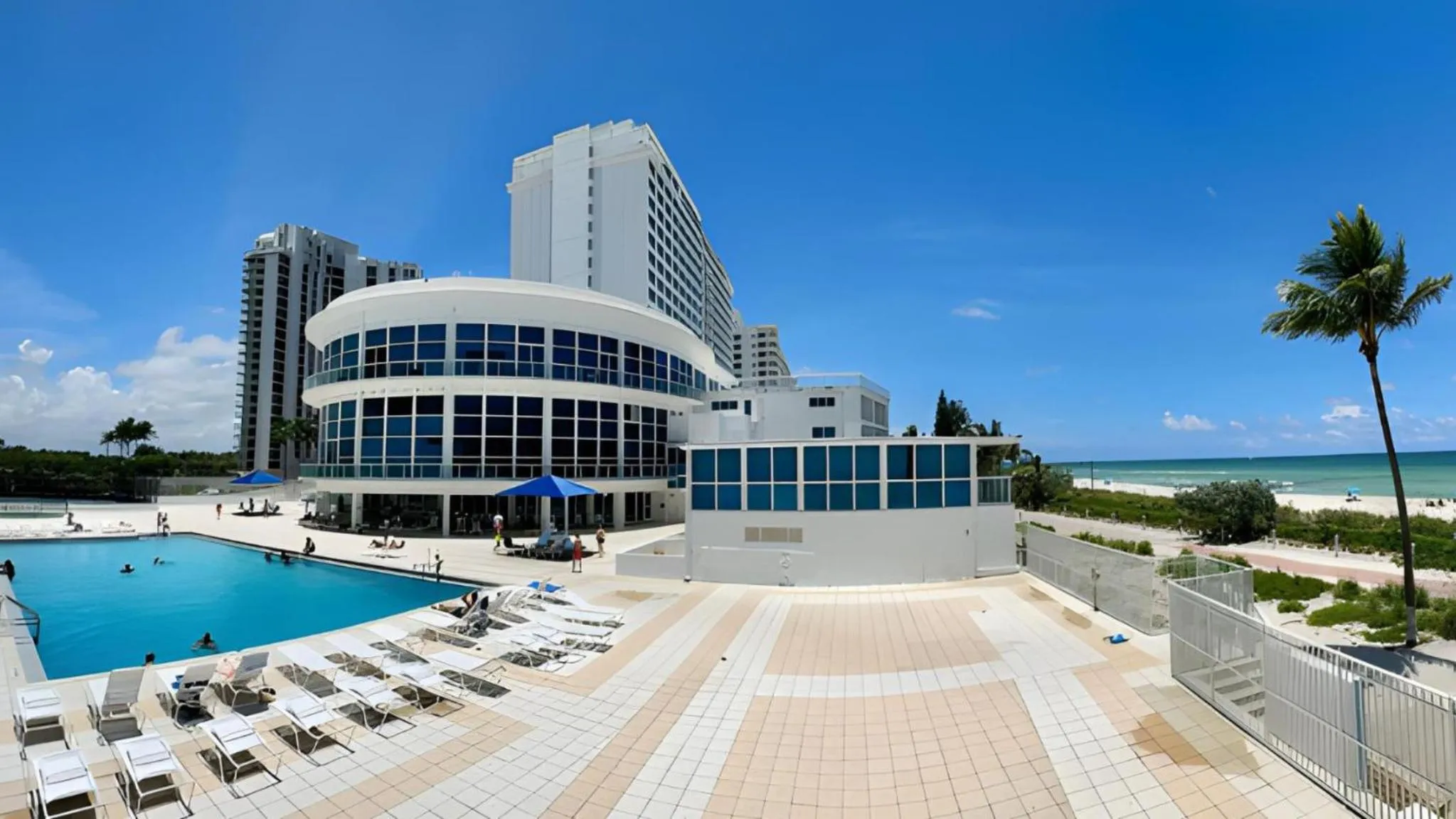 Property building in SeaStays Apartments