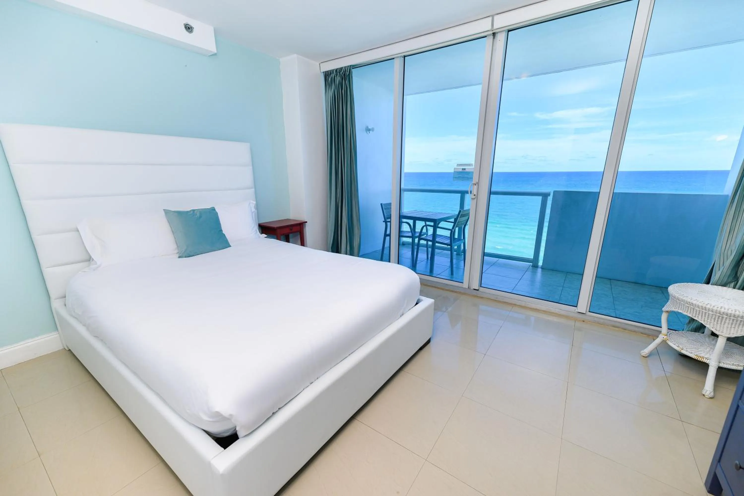 Bed in SeaStays Apartments