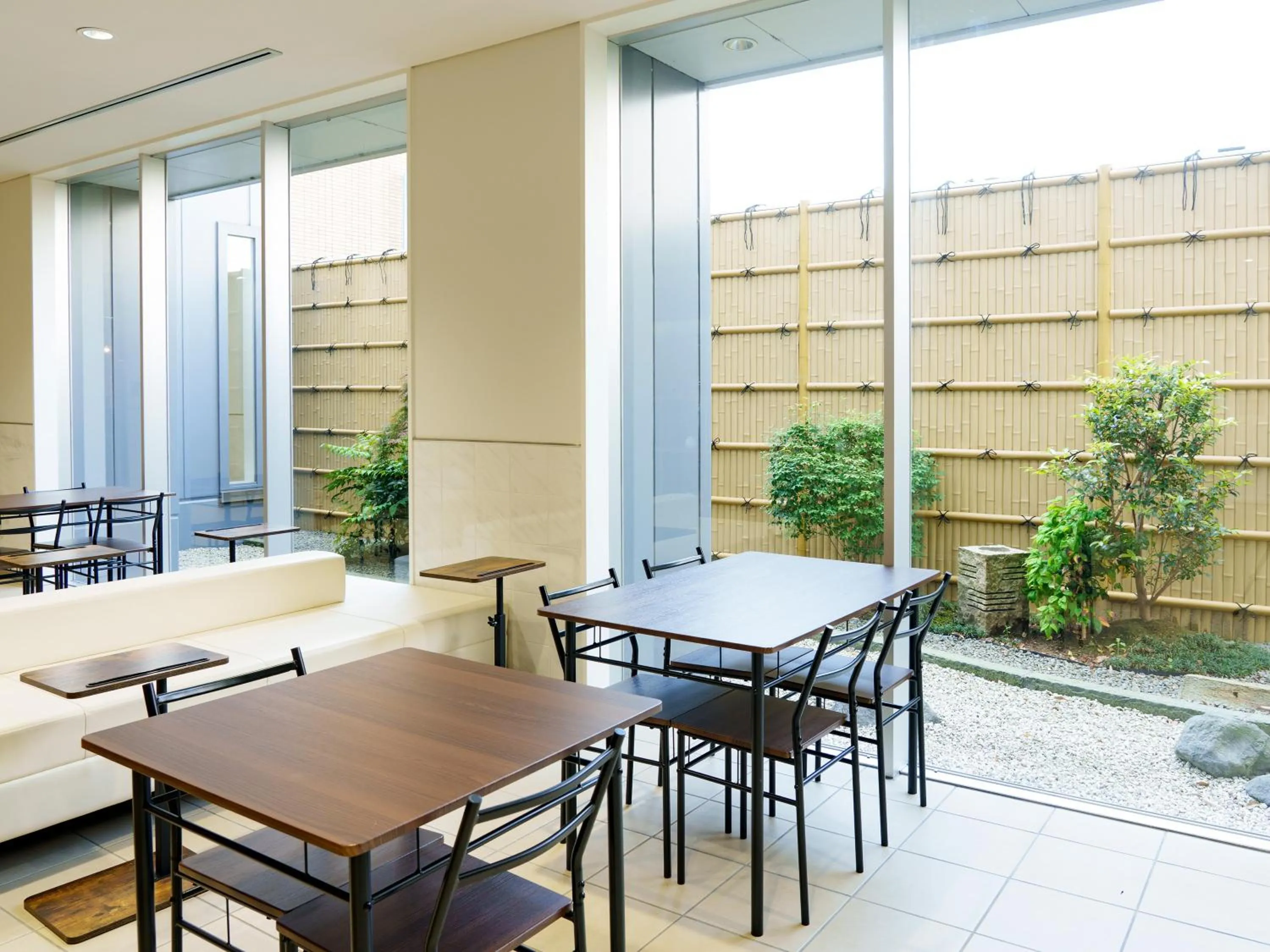 Lobby or reception in CHISUN BUDGET Kanazawa Ekimae