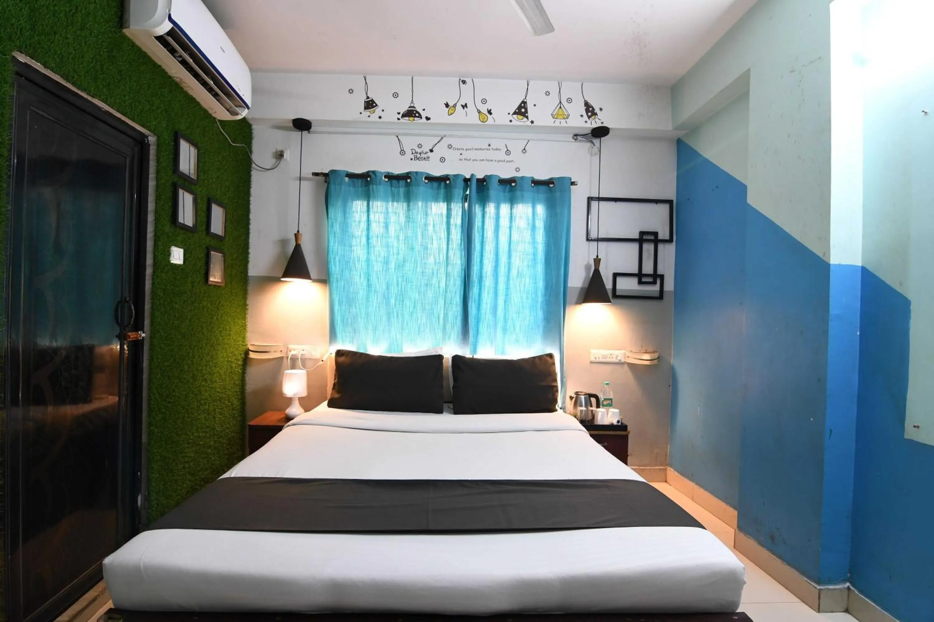 Bedroom, Bed in Super OYO 82026 BANGUR INN