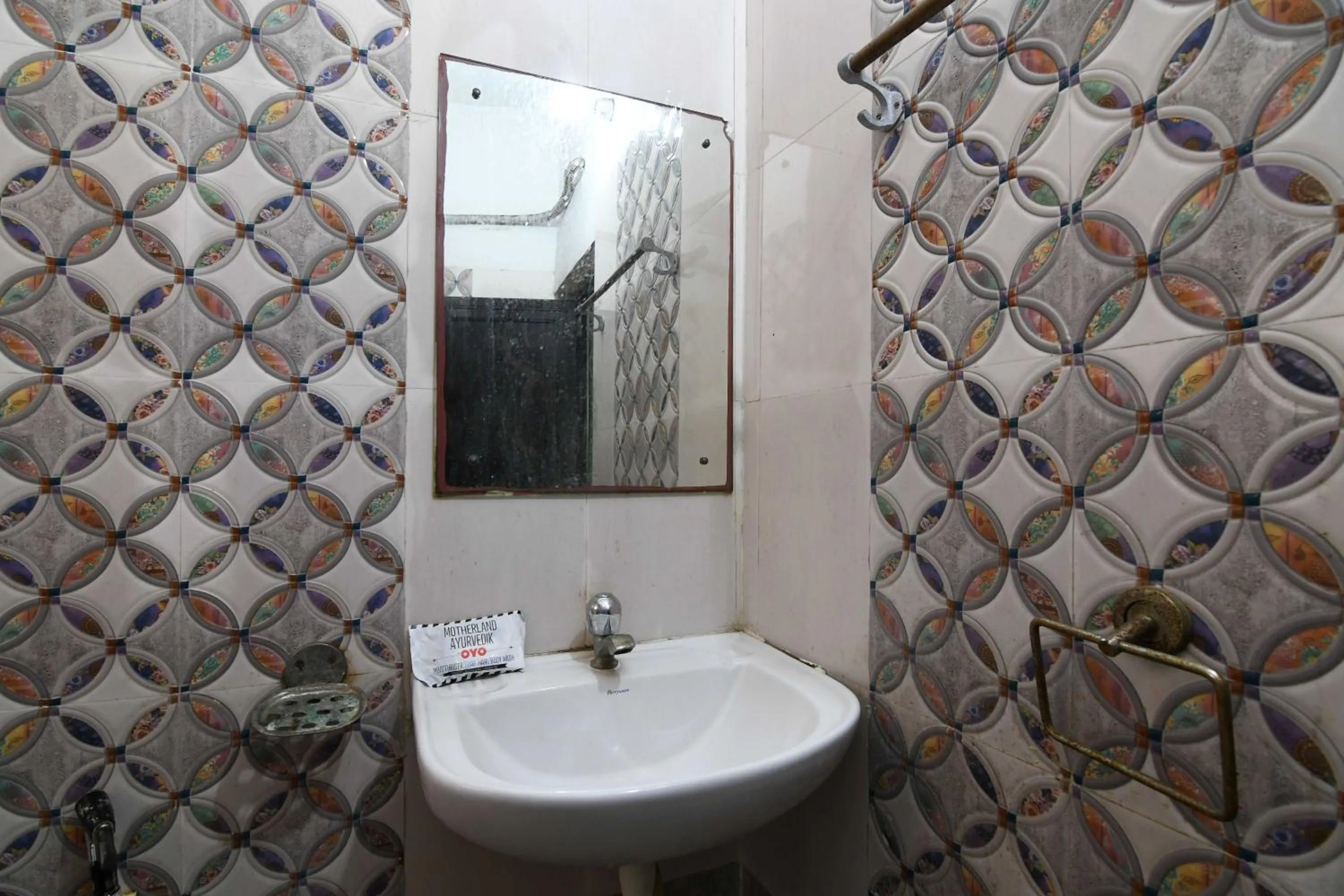 Bedroom in Super OYO 82026 BANGUR INN