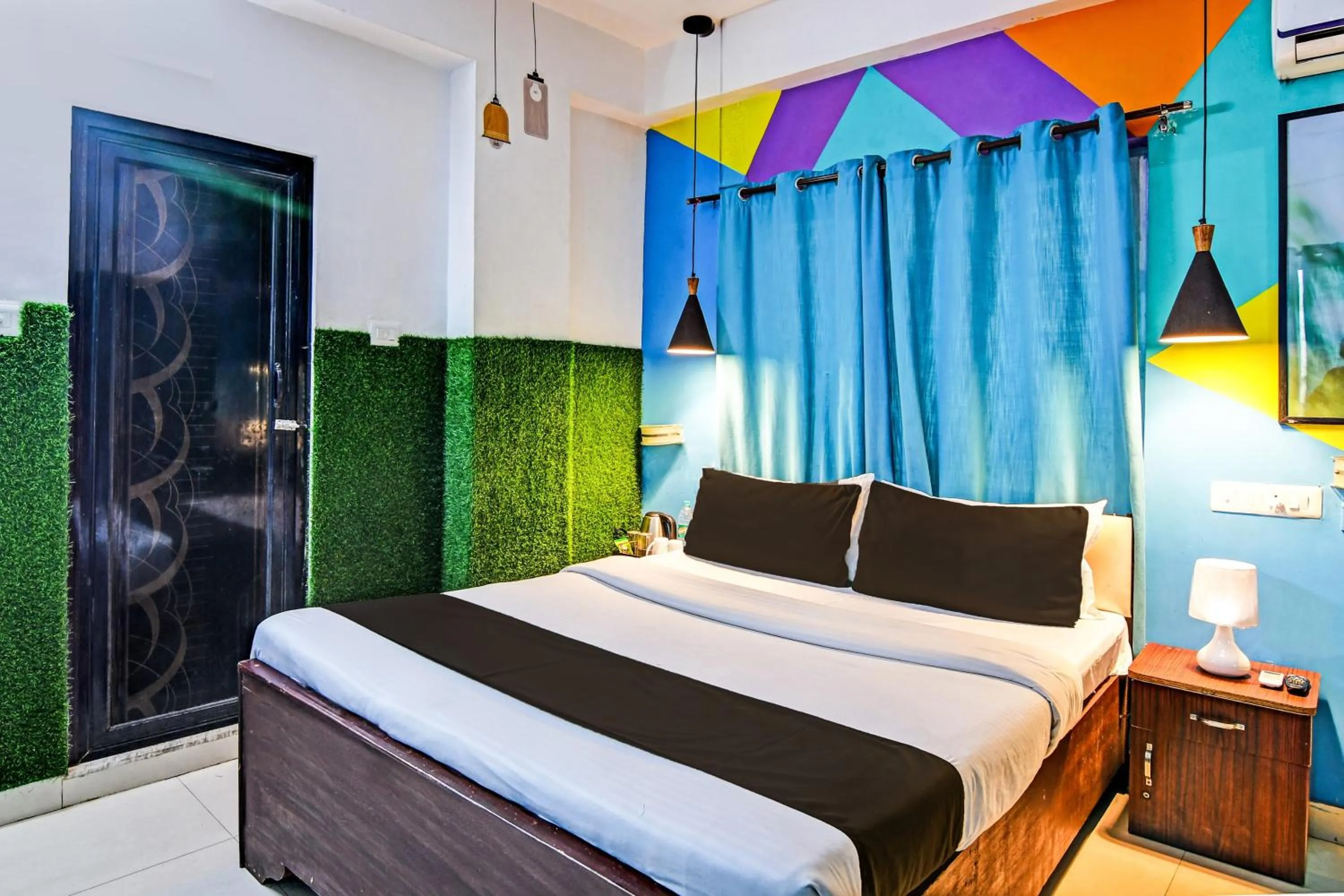 Bedroom, Bed in Super OYO 82026 BANGUR INN