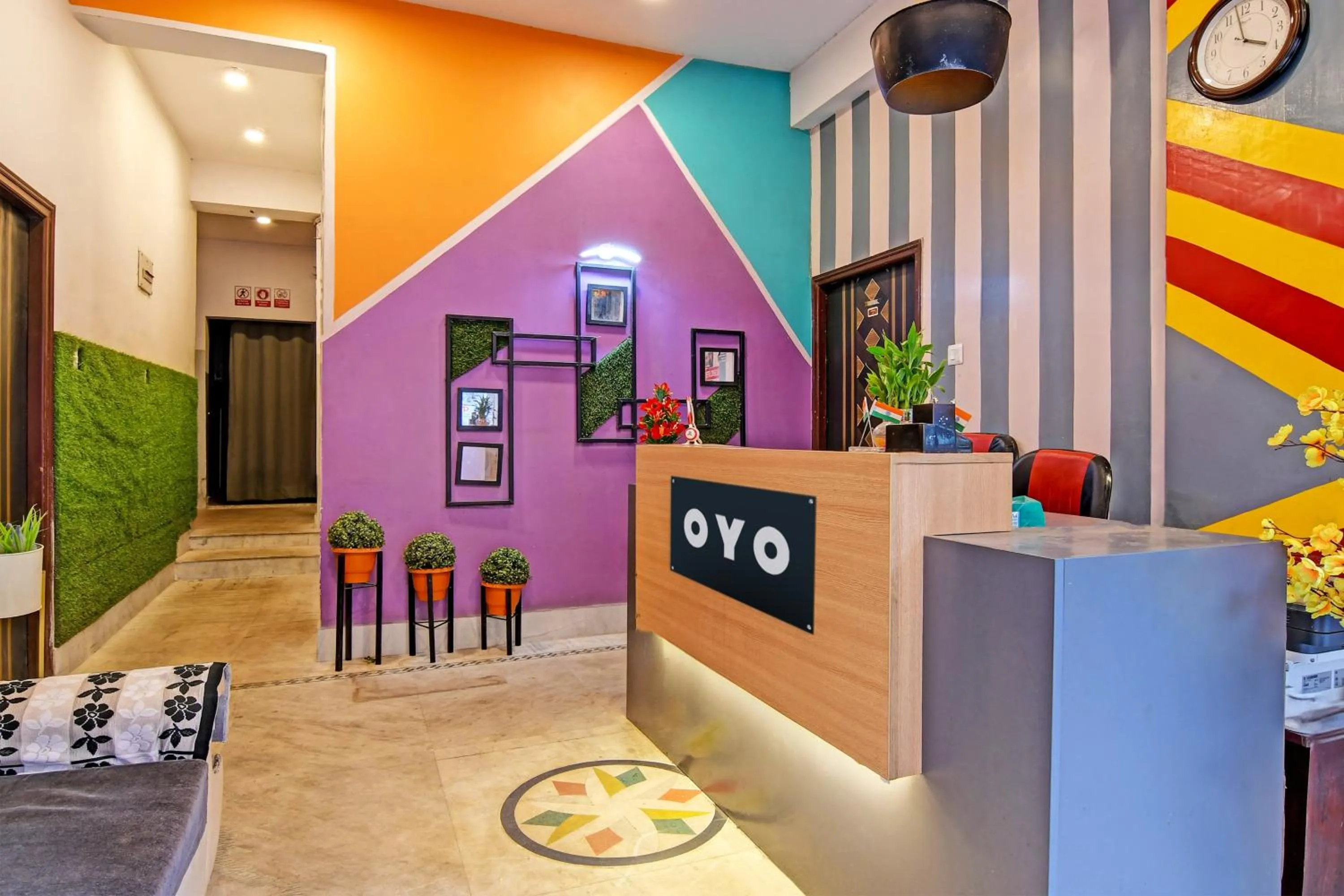 Lobby or reception in Super OYO 82026 BANGUR INN