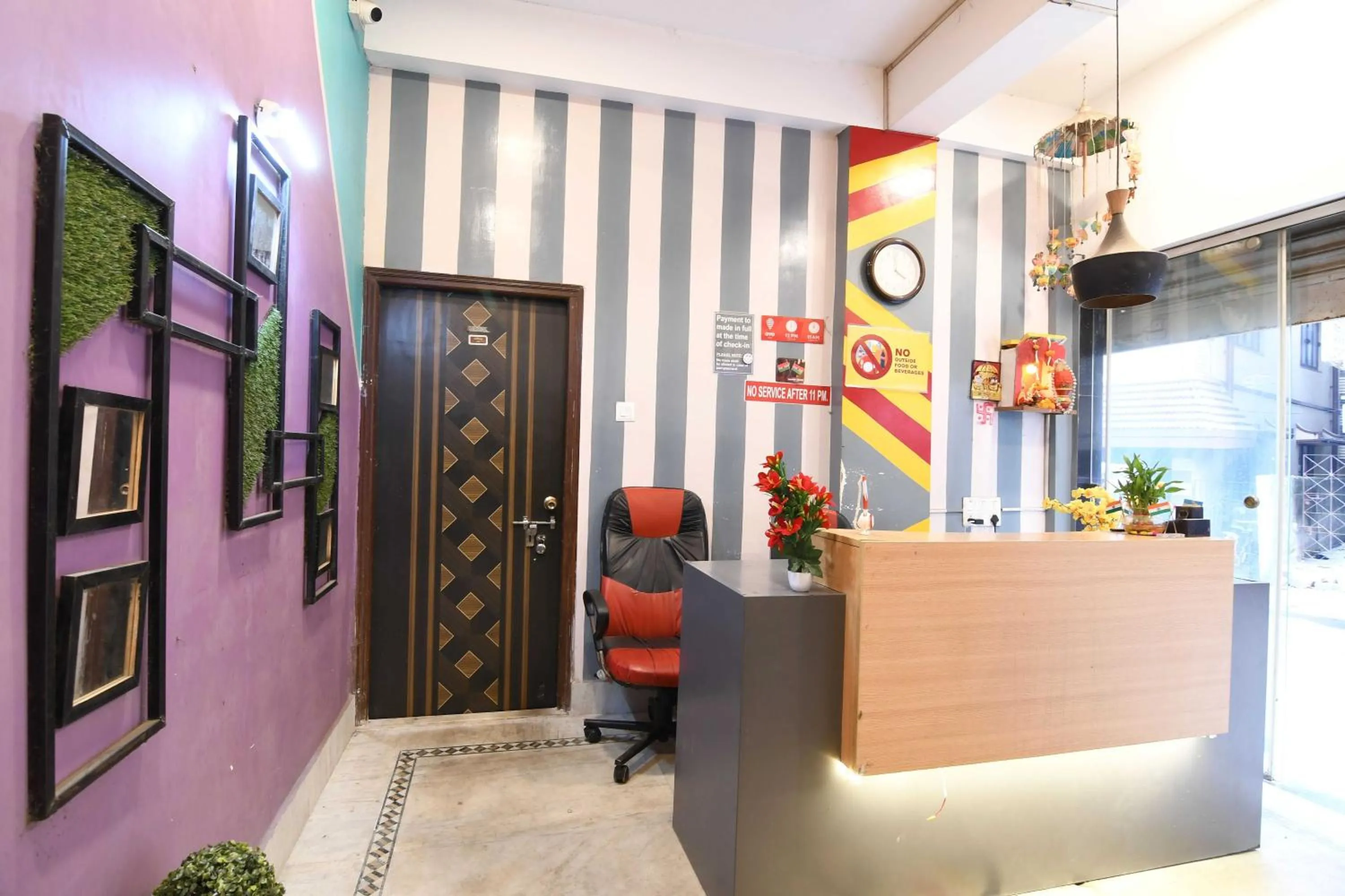 Lobby or reception in Super OYO 82026 BANGUR INN