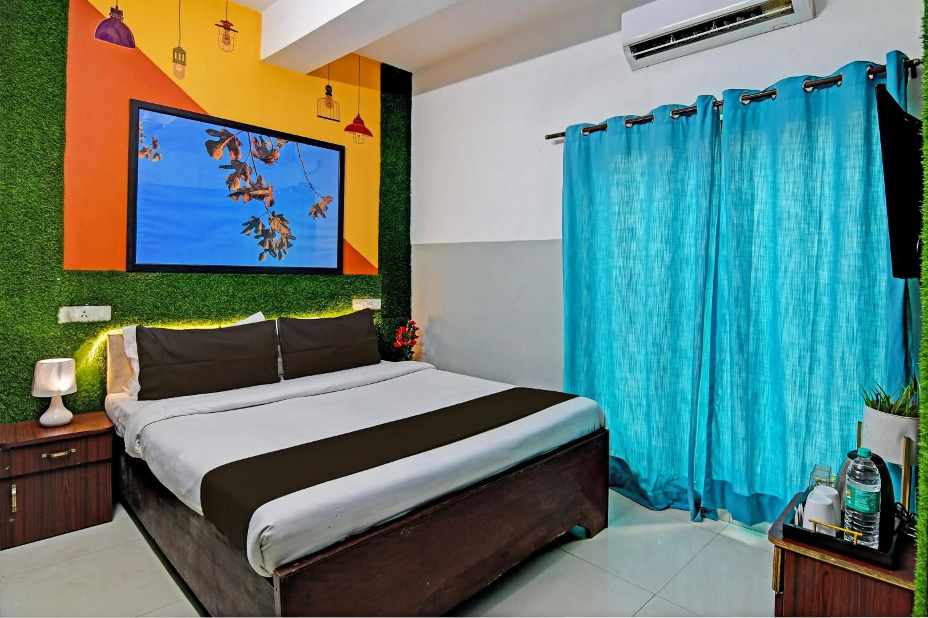 Bedroom, Bed in Super OYO 82026 BANGUR INN