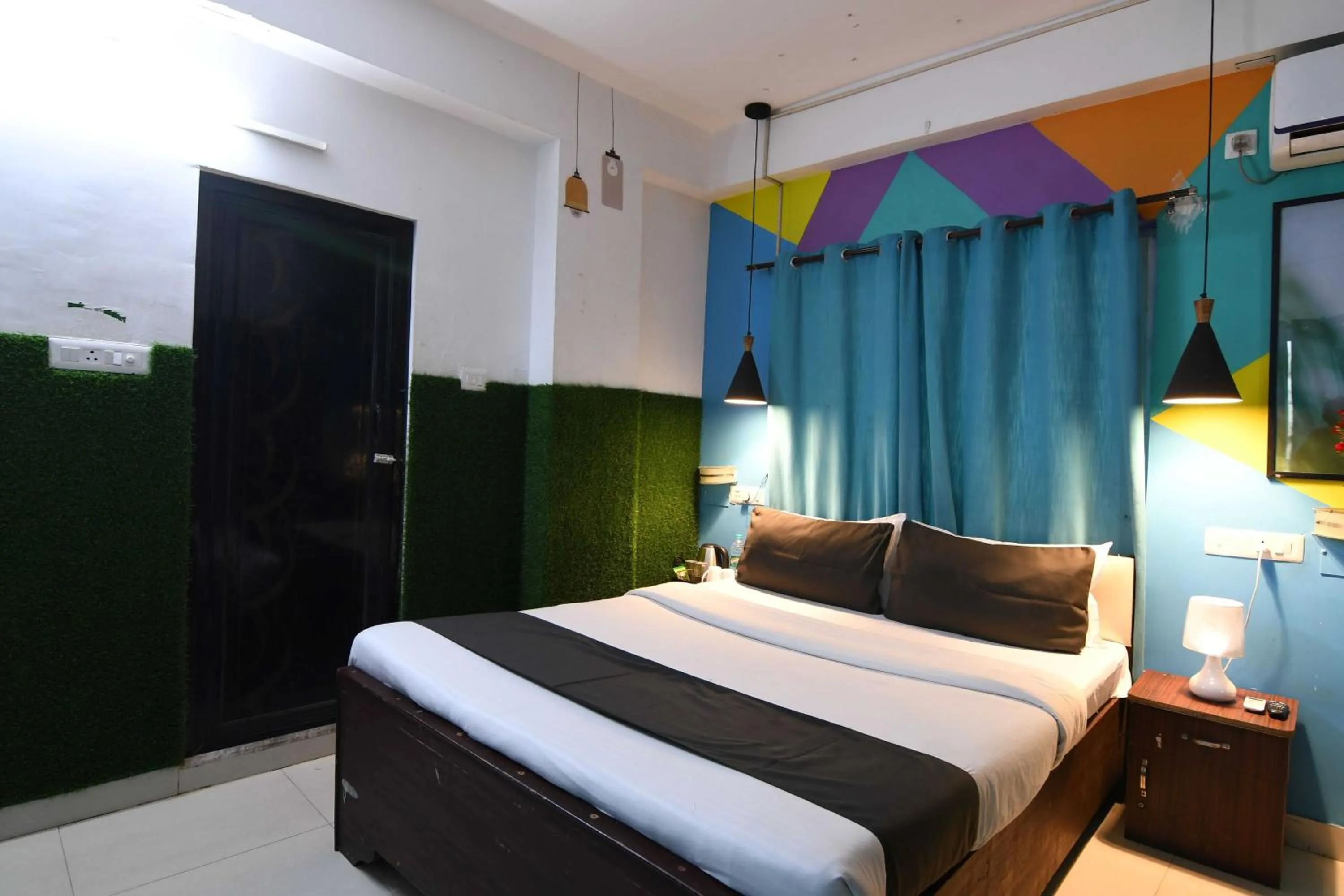 Bedroom, Bed in Super OYO 82026 BANGUR INN