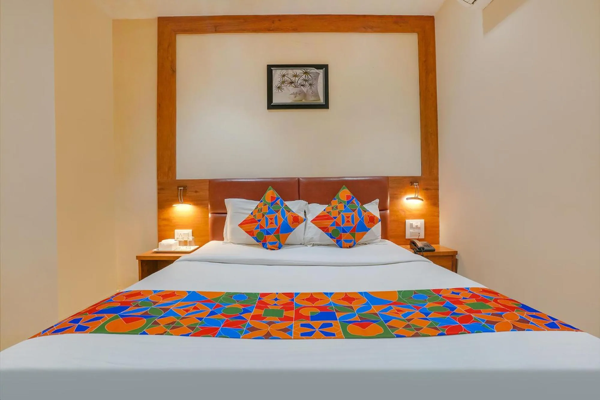 Bed in FabExpress Colaba Grand