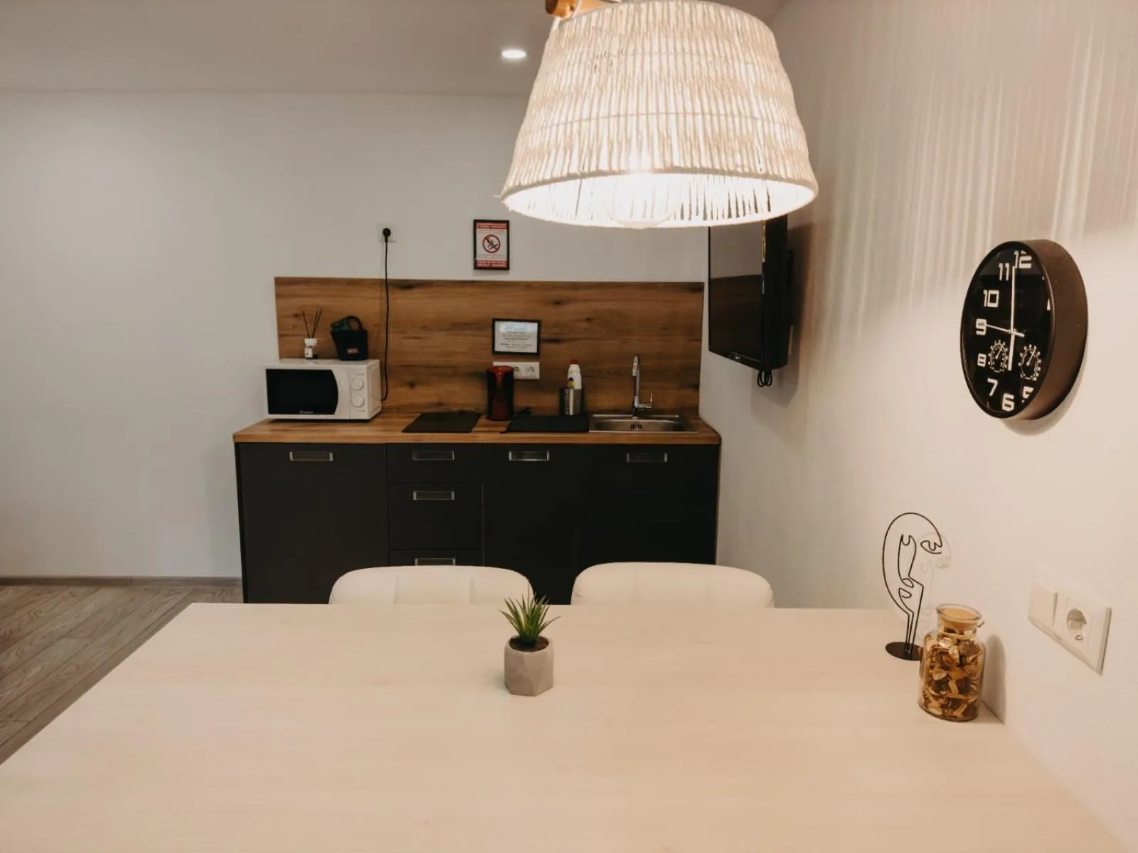 Coffee/tea facilities in Marcos Apartments Victoriei - self check-in