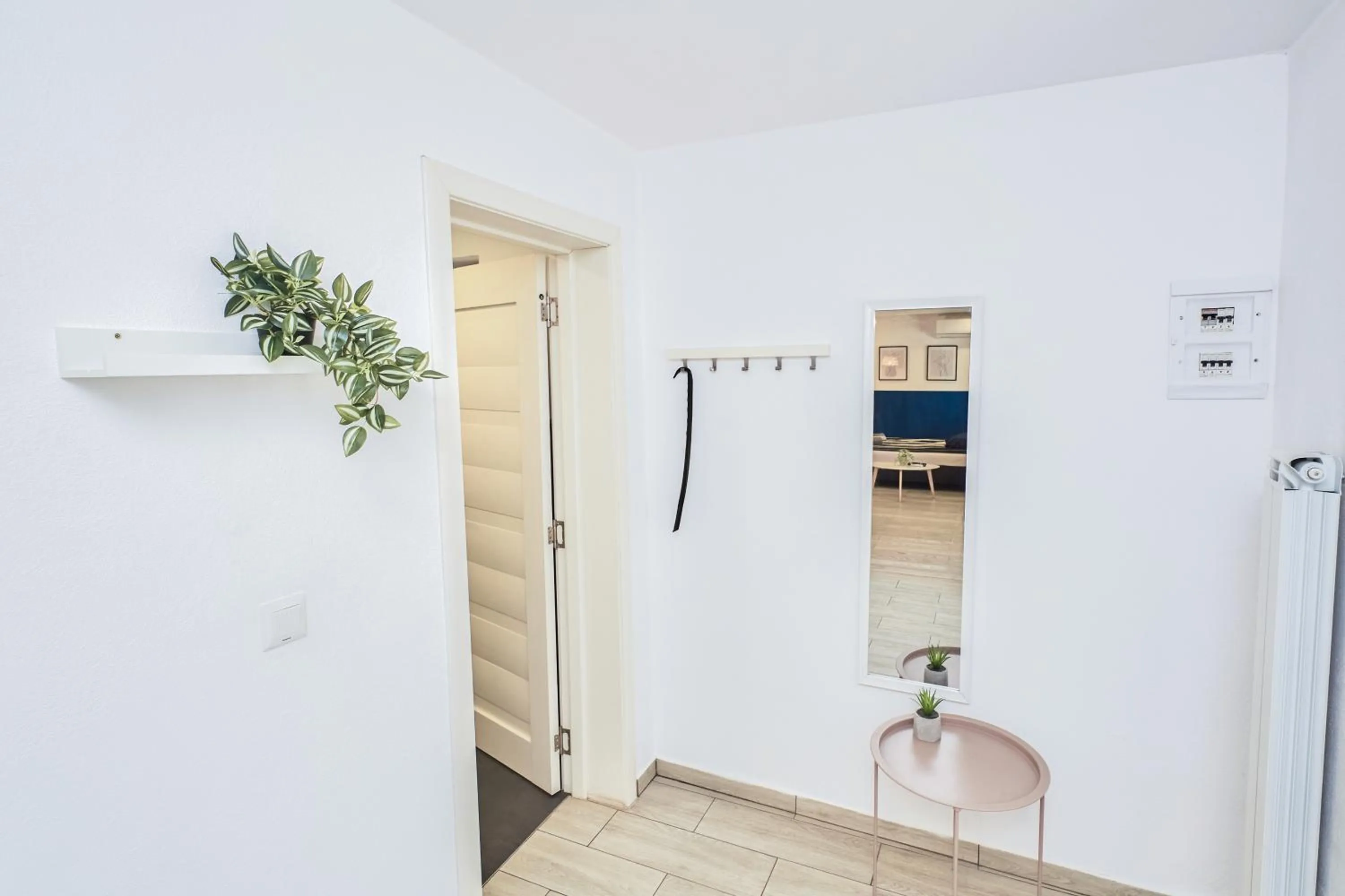 Facade/entrance in Marcos Apartments Victoriei - self check-in