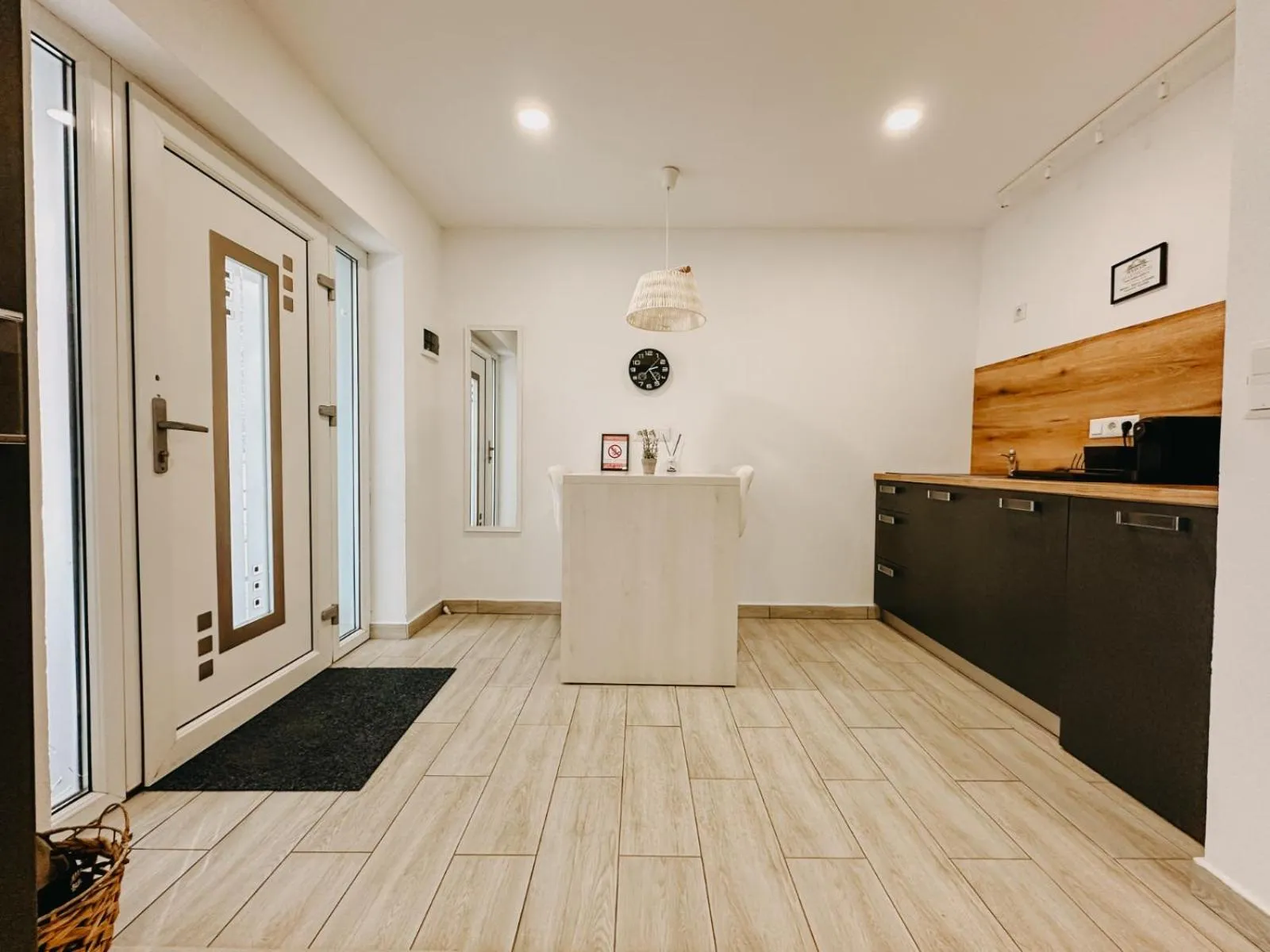 Kitchen or kitchenette in Marcos Apartments Victoriei - self check-in