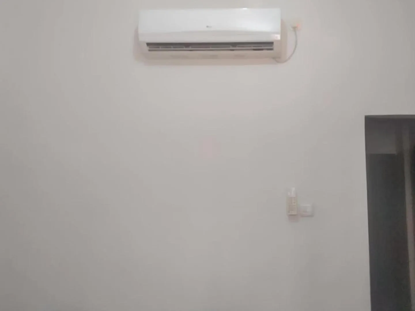 Colombus Residence Karawang Mitra RedDoorz