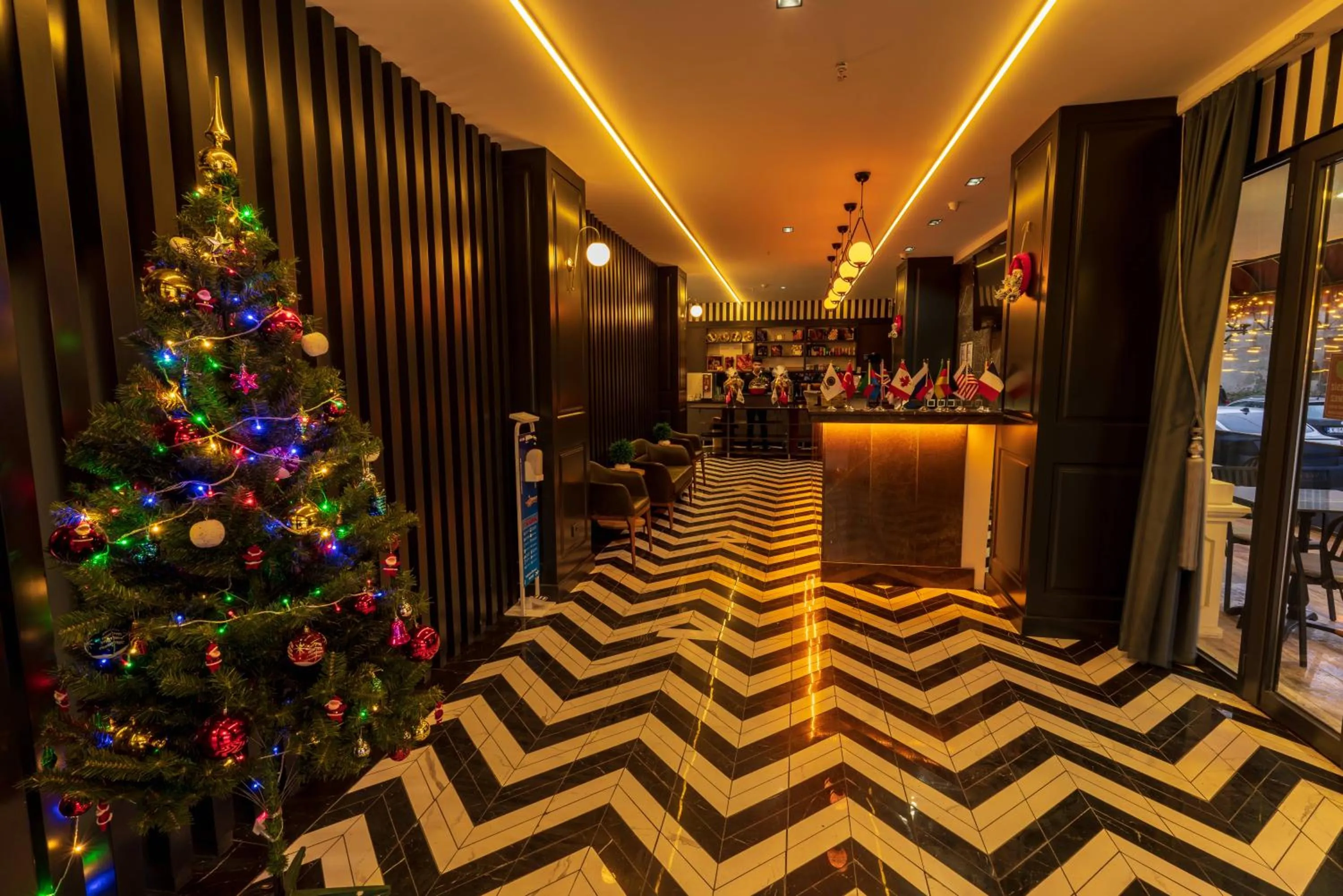 Facade/entrance in Express Plus Hotel