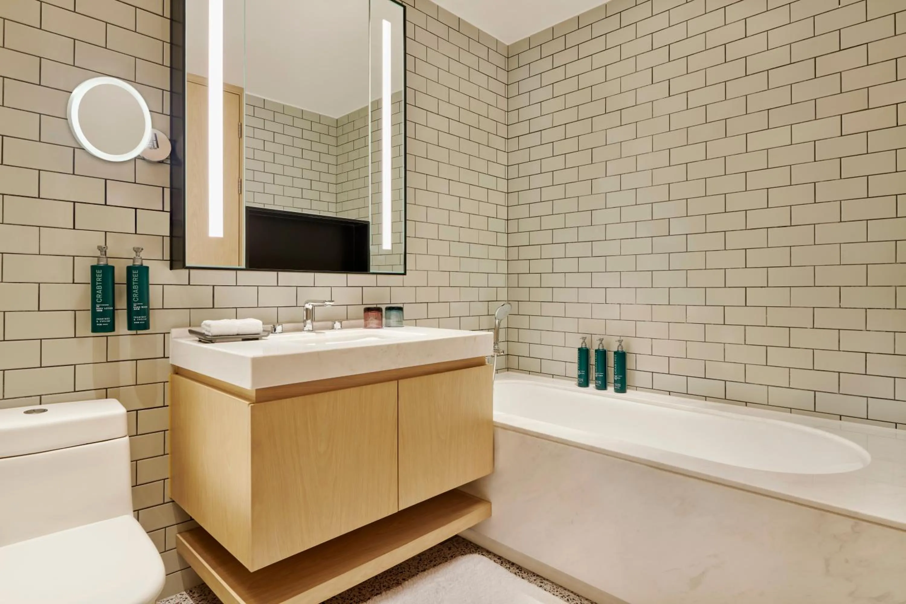 Bathroom in DoubleTree by Hilton Shenzhen Airport Residences