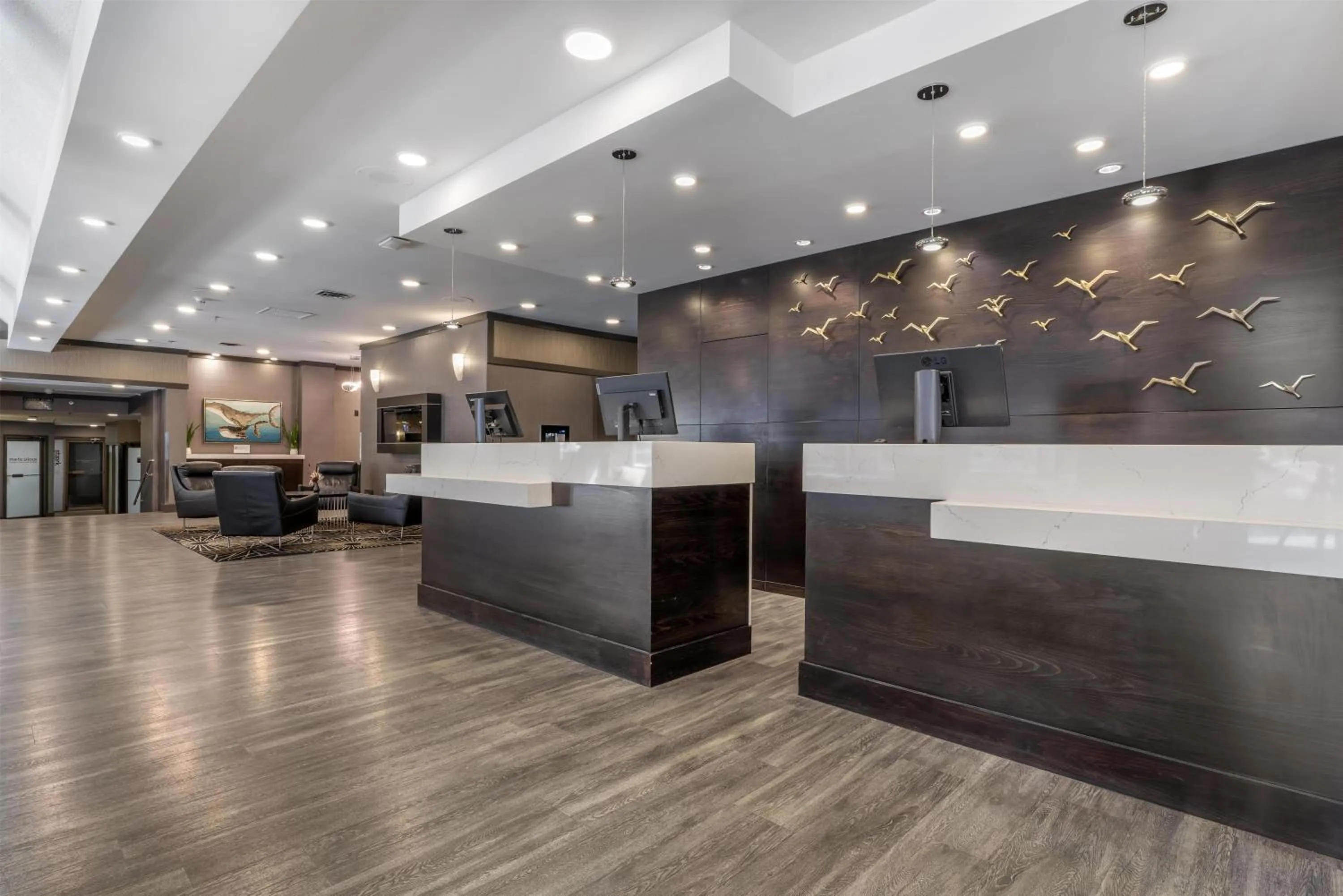 Lobby or reception in BEST WESTERN PLUS Carlton Plaza Hotel