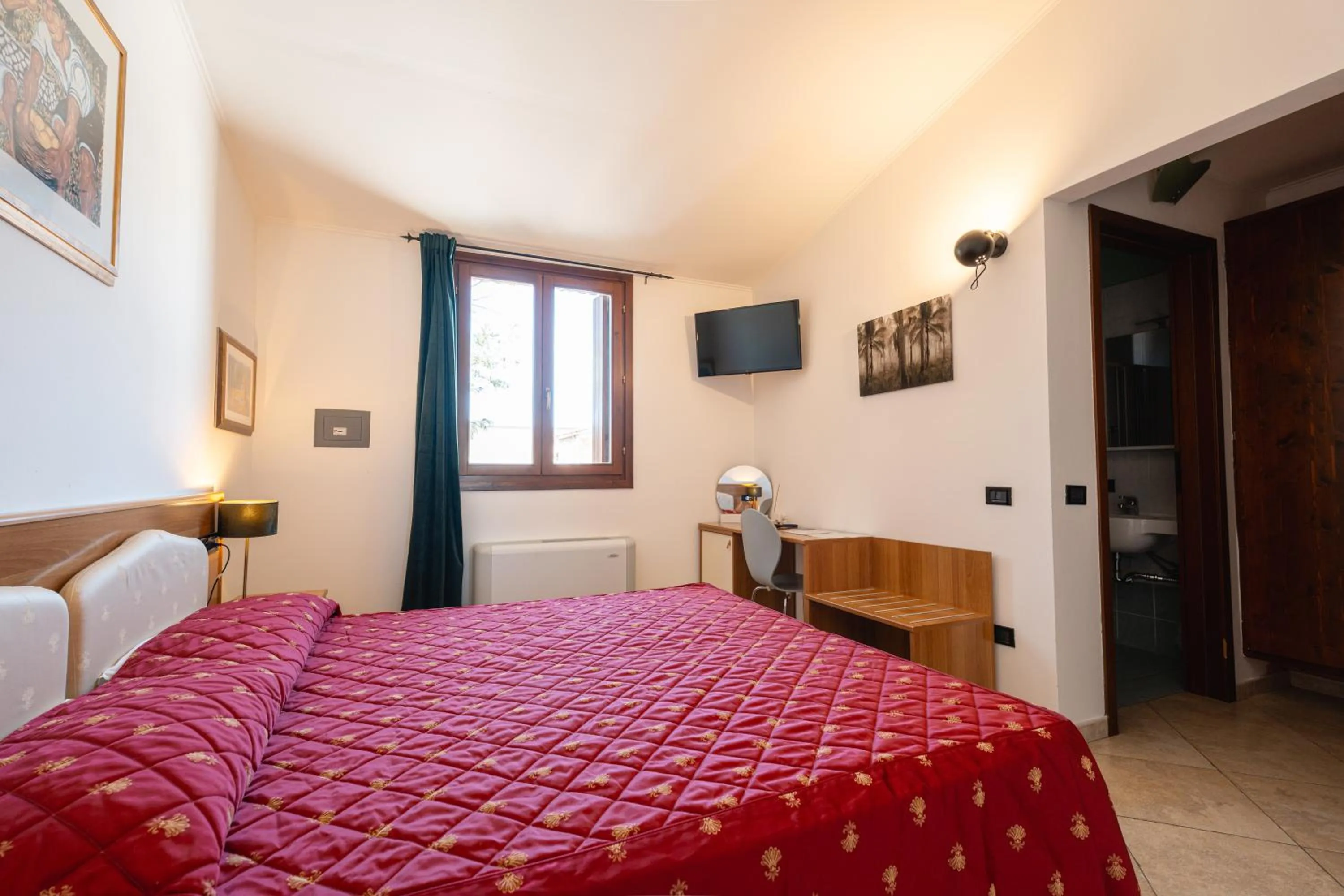 Bed in Hotel Le Corti