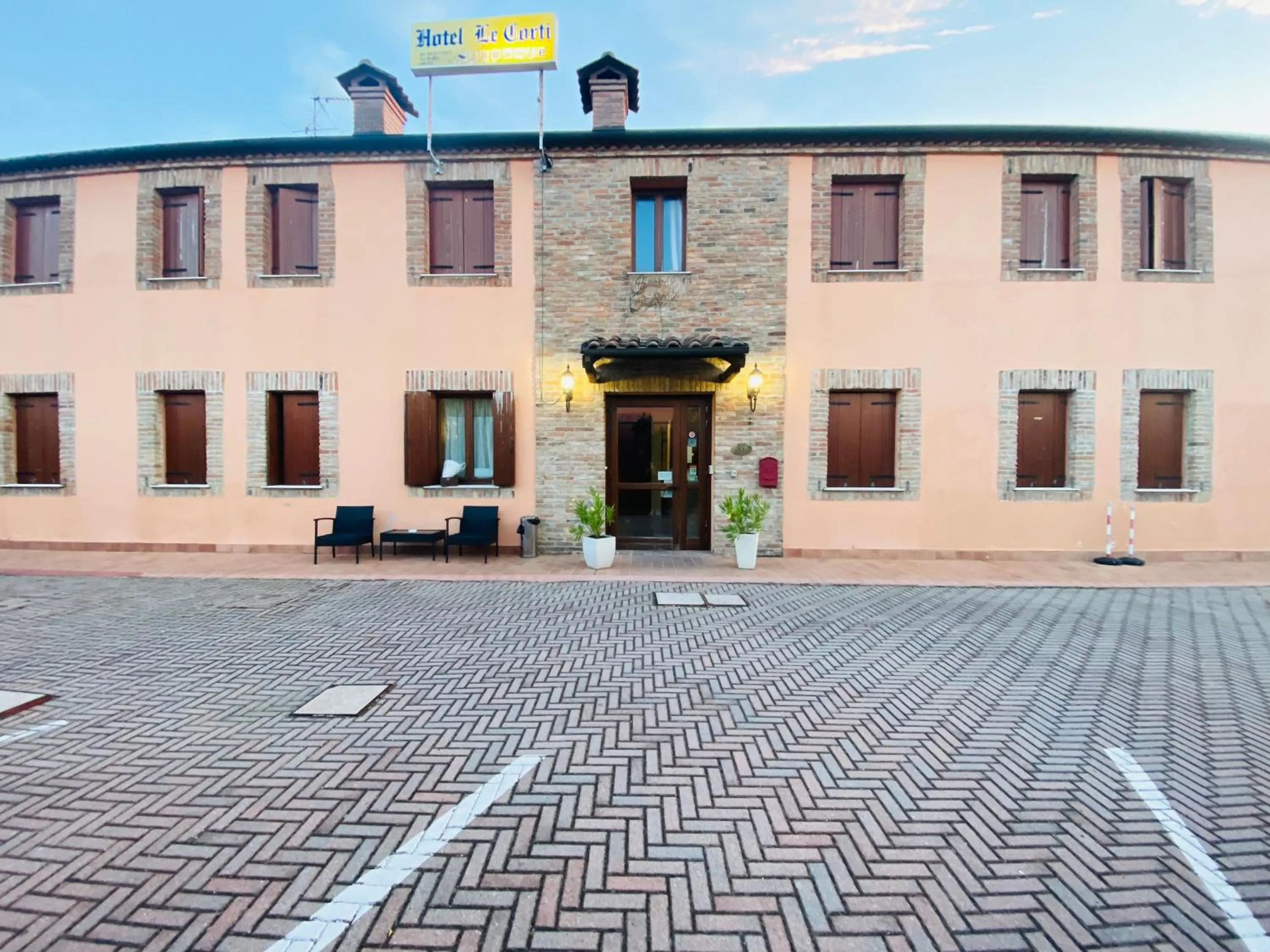 Facade/entrance in Hotel Le Corti