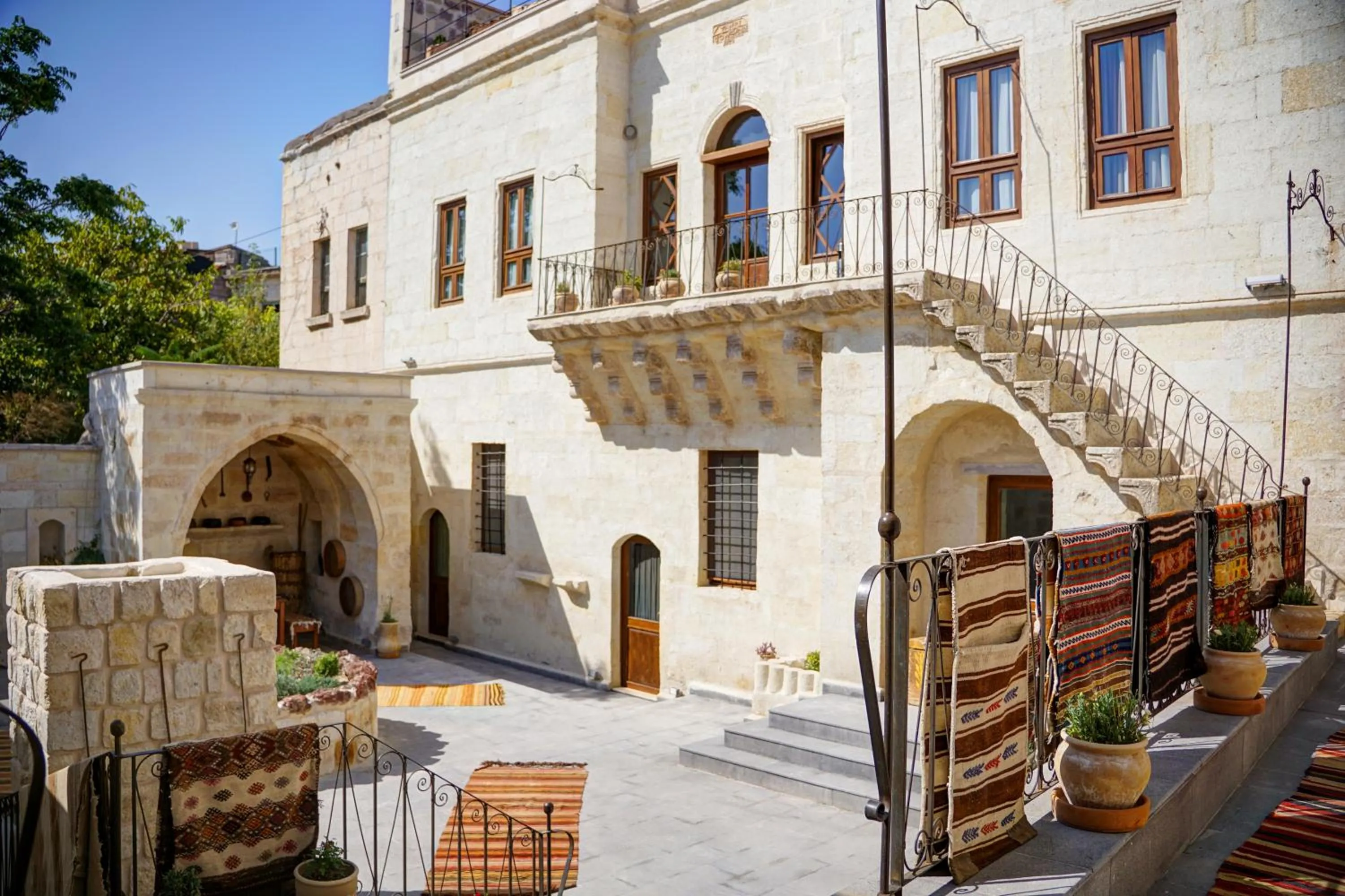 Property building in House 1938 Special Cave Hotel