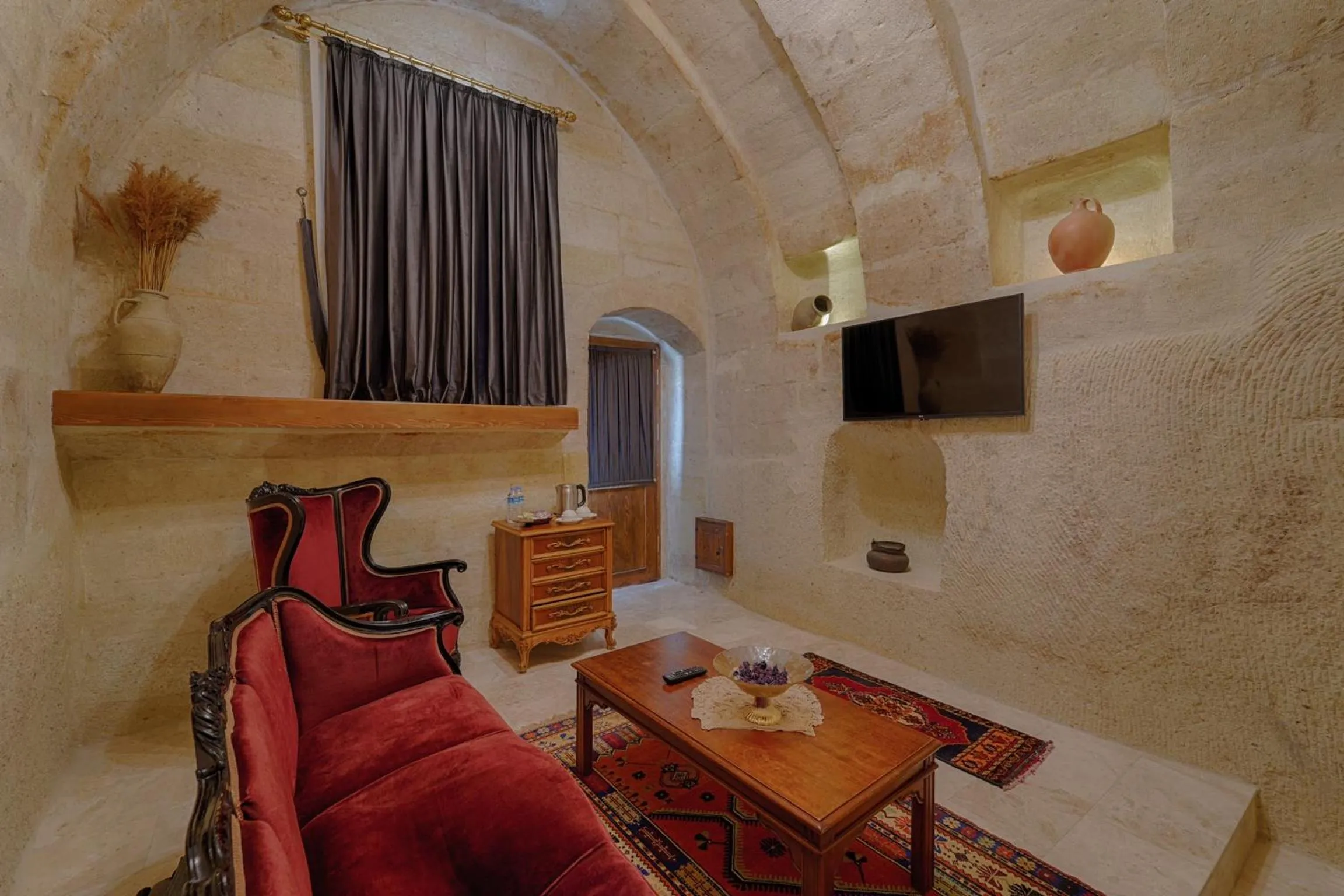 Living room in House 1938 Special Cave Hotel