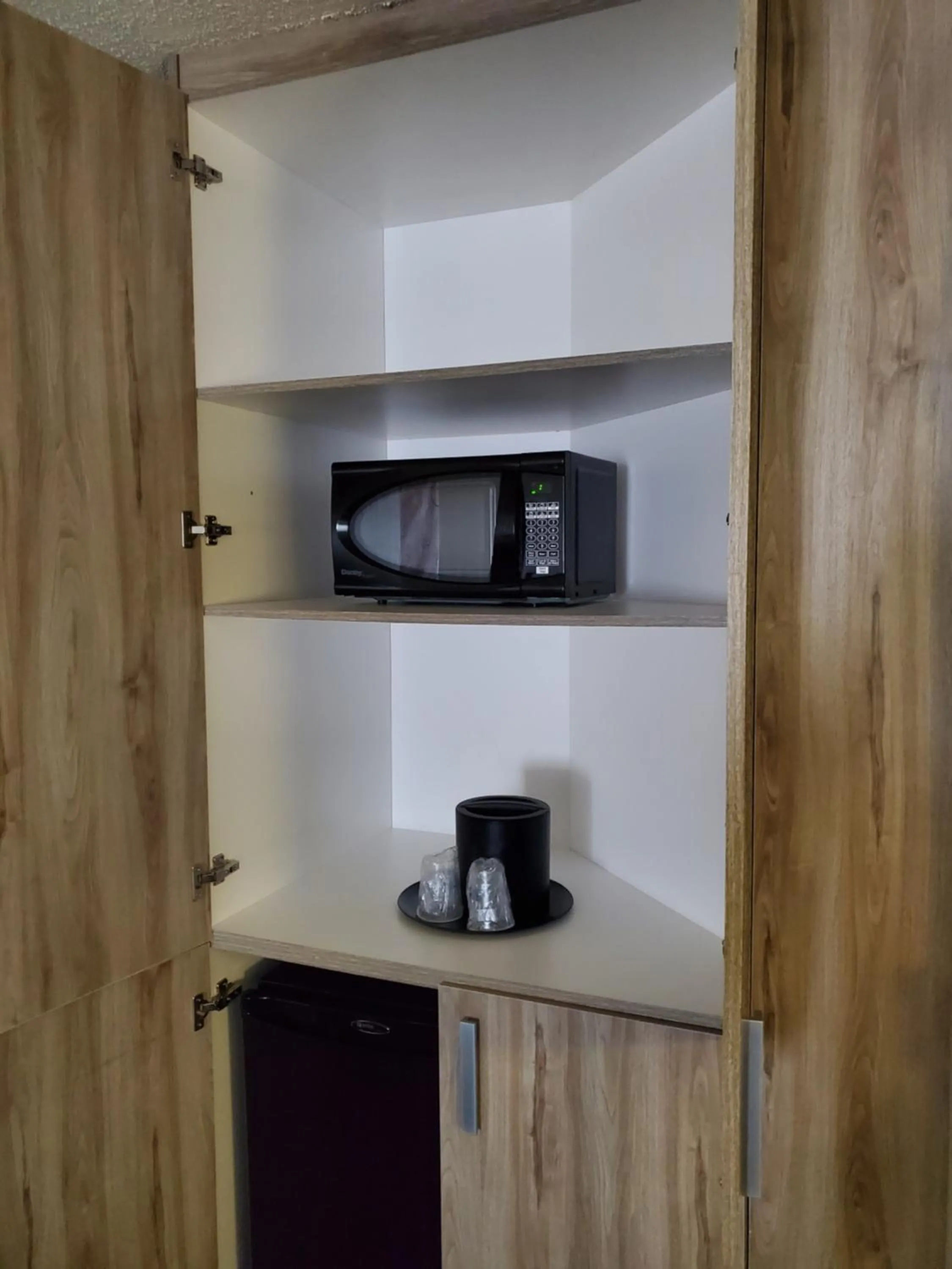 Coffee/tea facilities in Best Western Hotel Brossard