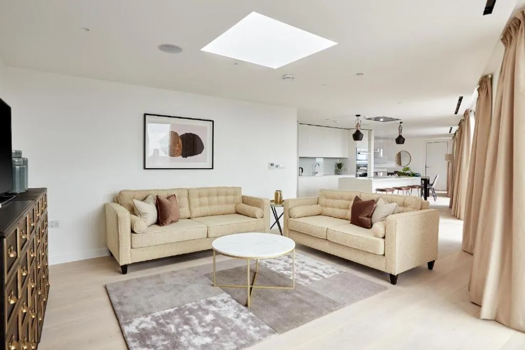 Seating area in Southwark Residences by Aeria Apartments