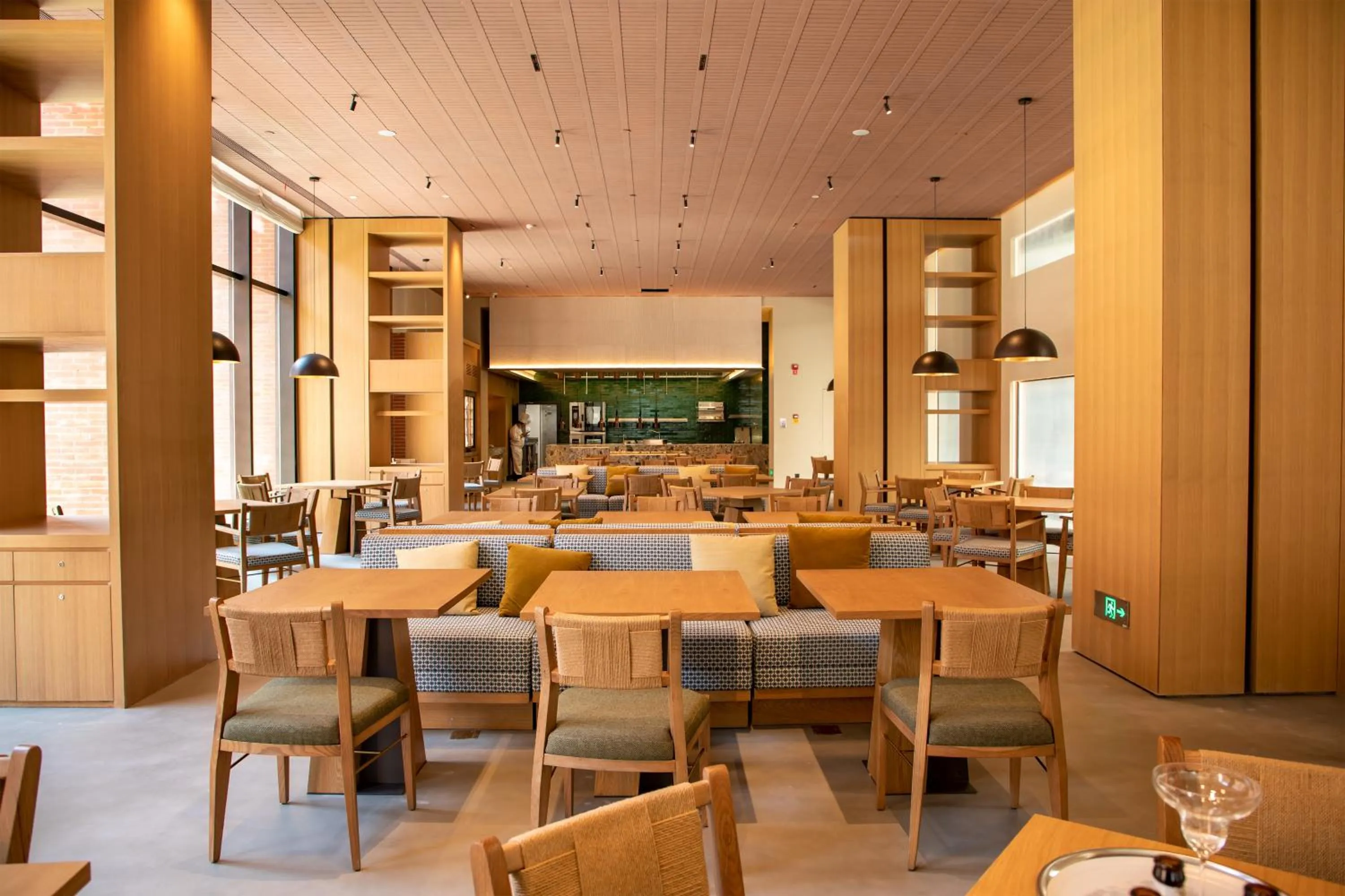 Restaurant/places to eat in Hyatt Place Jingdezhen Taoxichuan