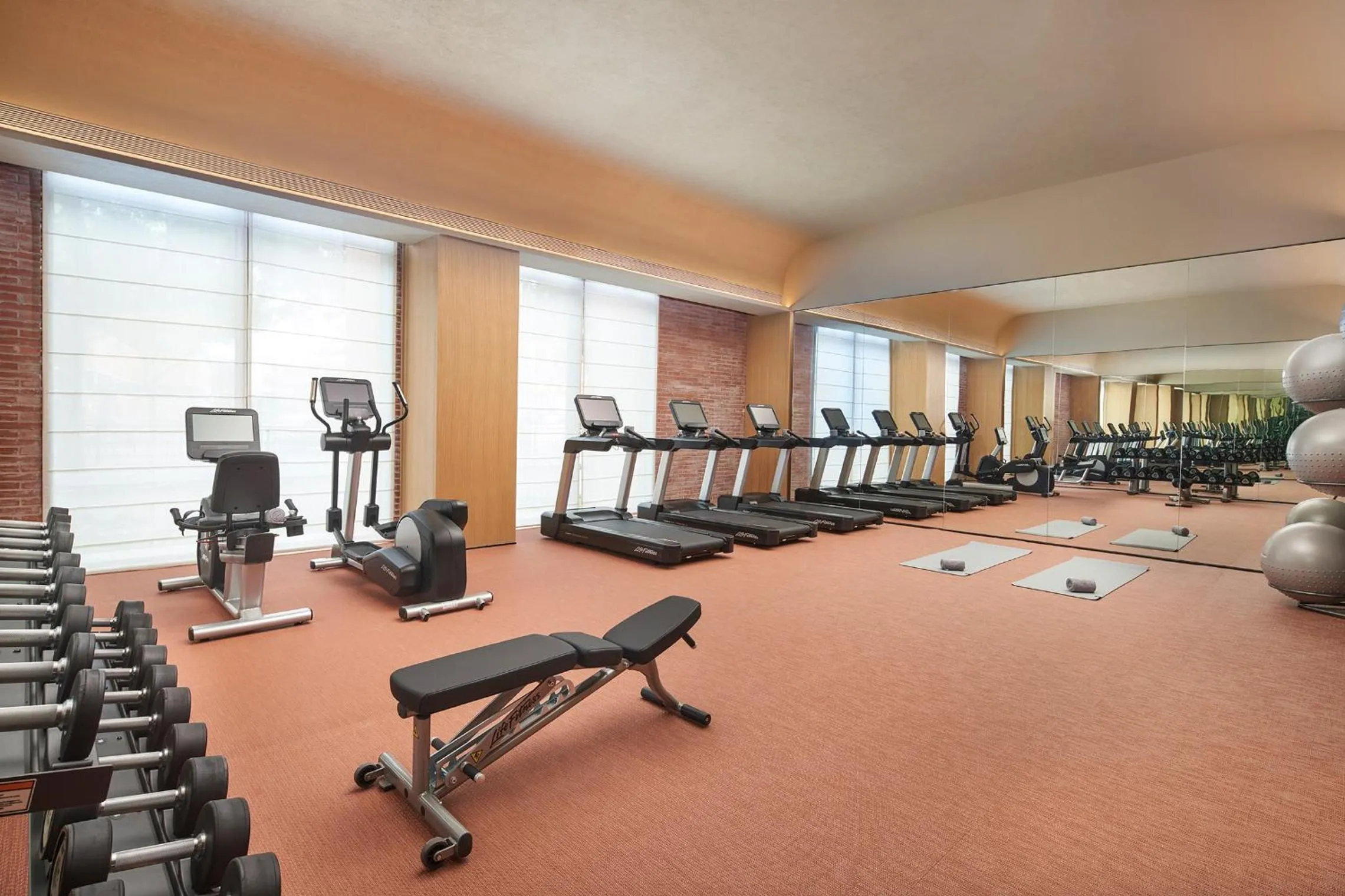 Fitness centre/facilities in Hyatt Place Jingdezhen Taoxichuan