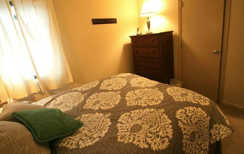 Bed in Whiffletree B8