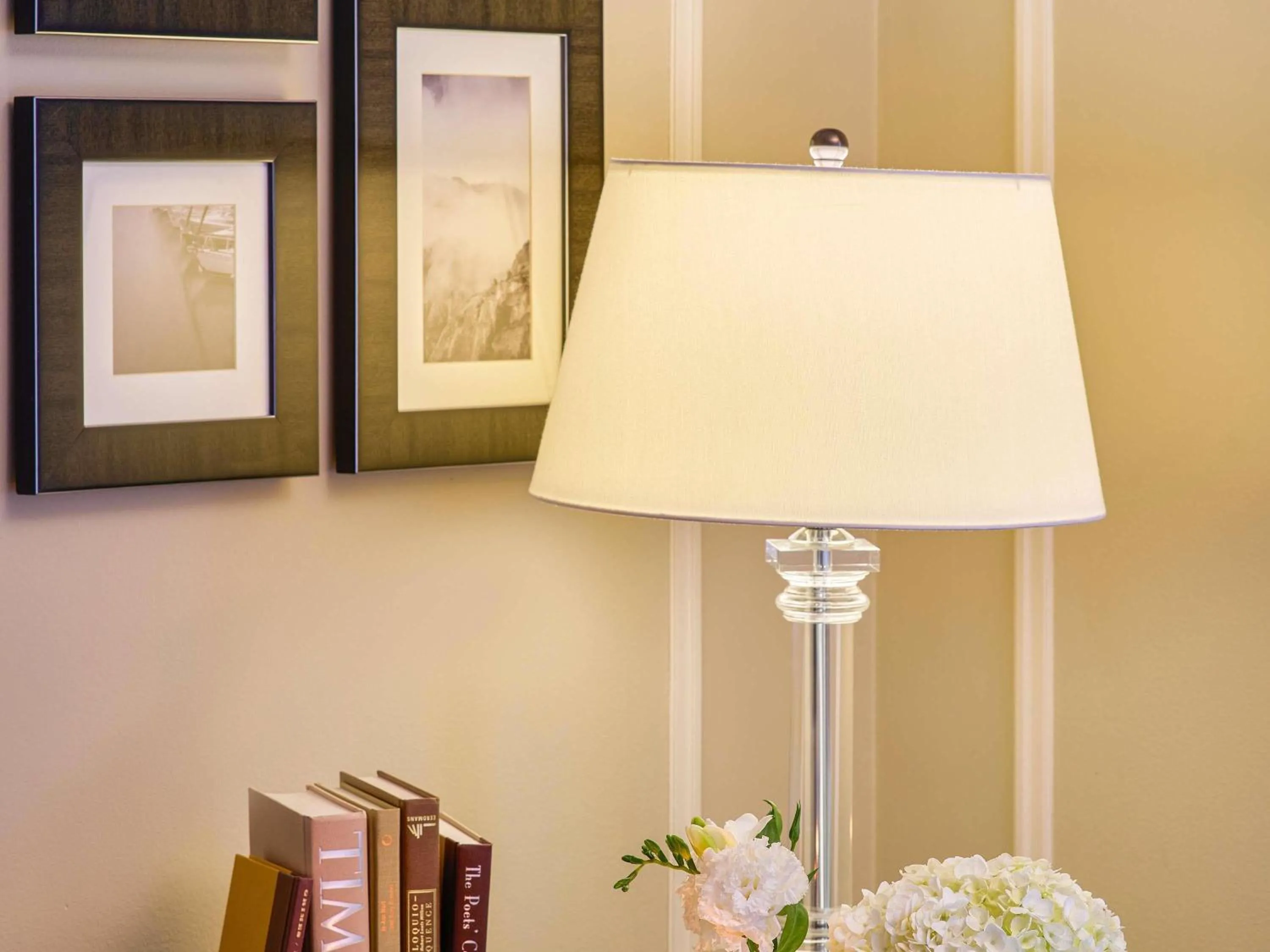 Bedroom in Fairmont Hotel Vancouver