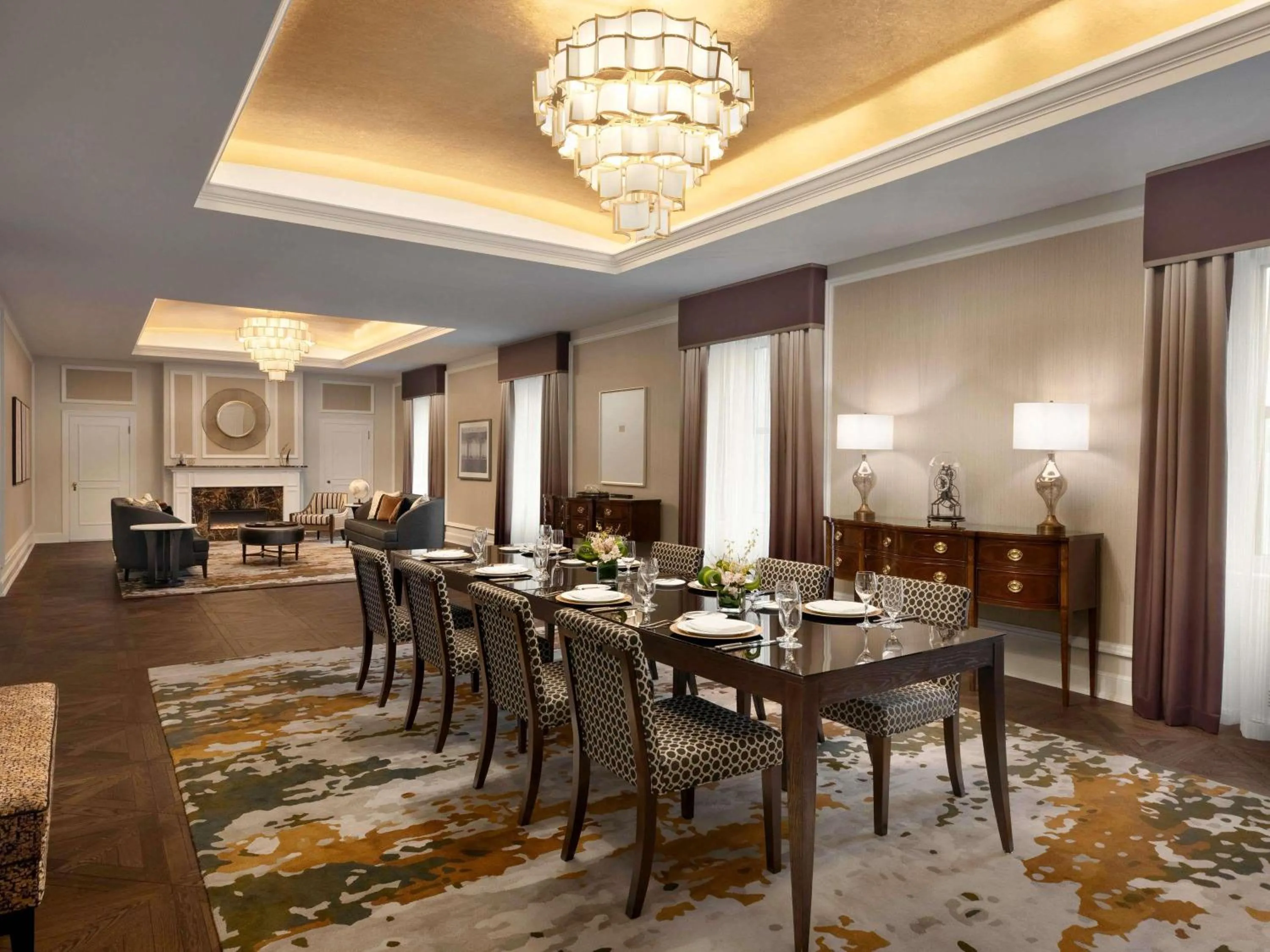 Bedroom in Fairmont Hotel Vancouver