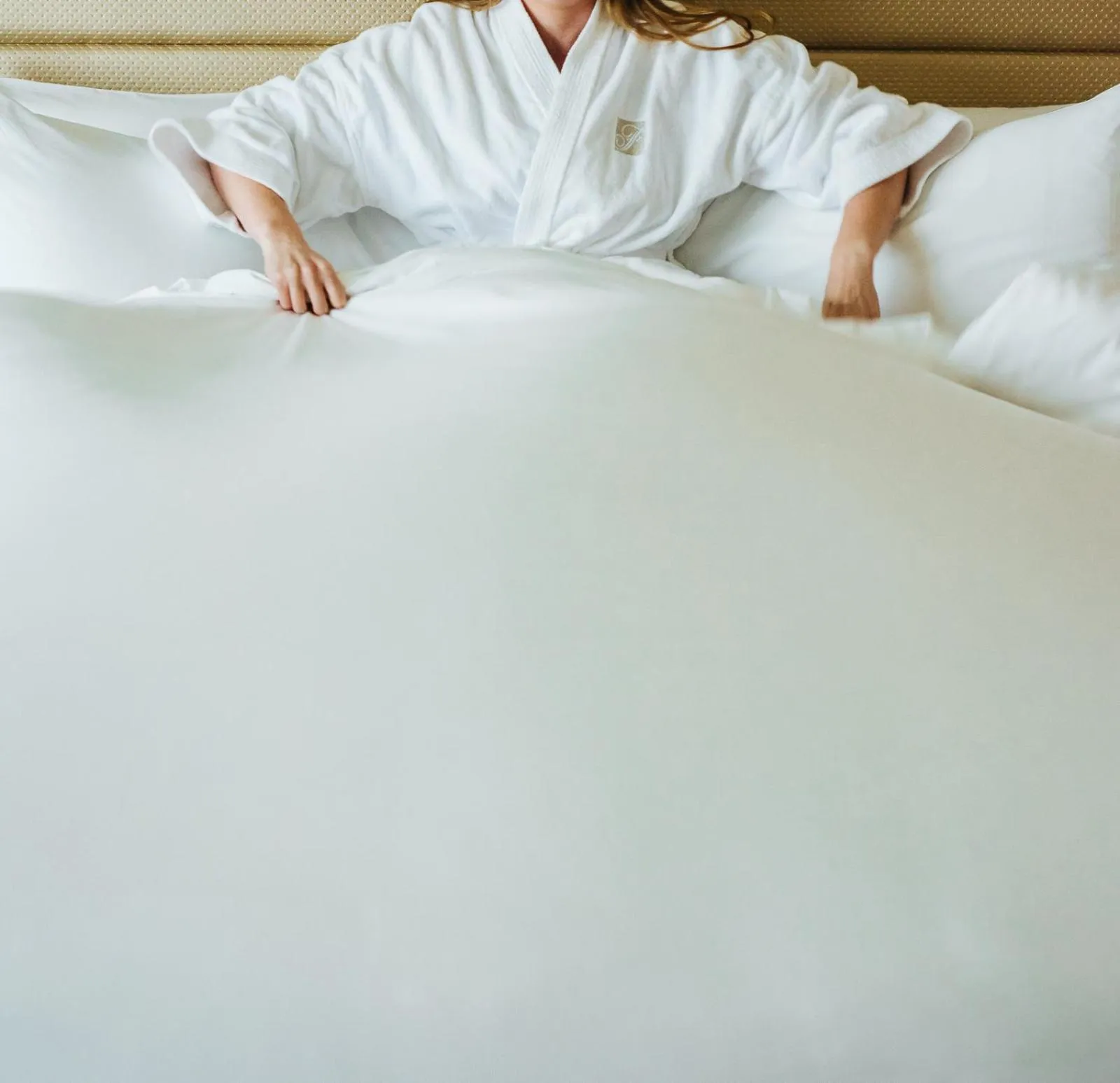 Autumn, Bed in Fairmont Waterfront