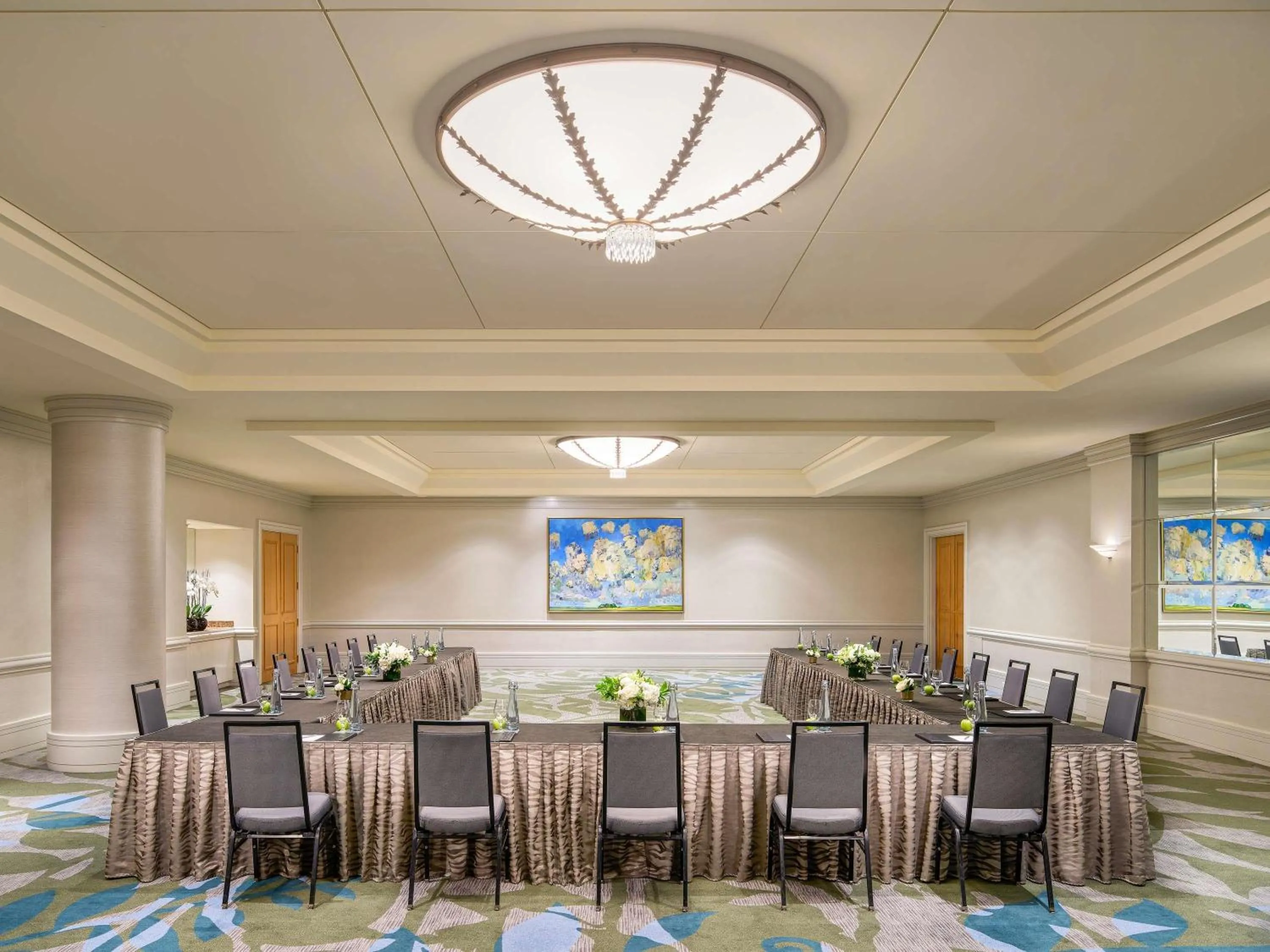 Meeting/conference room in Fairmont Waterfront