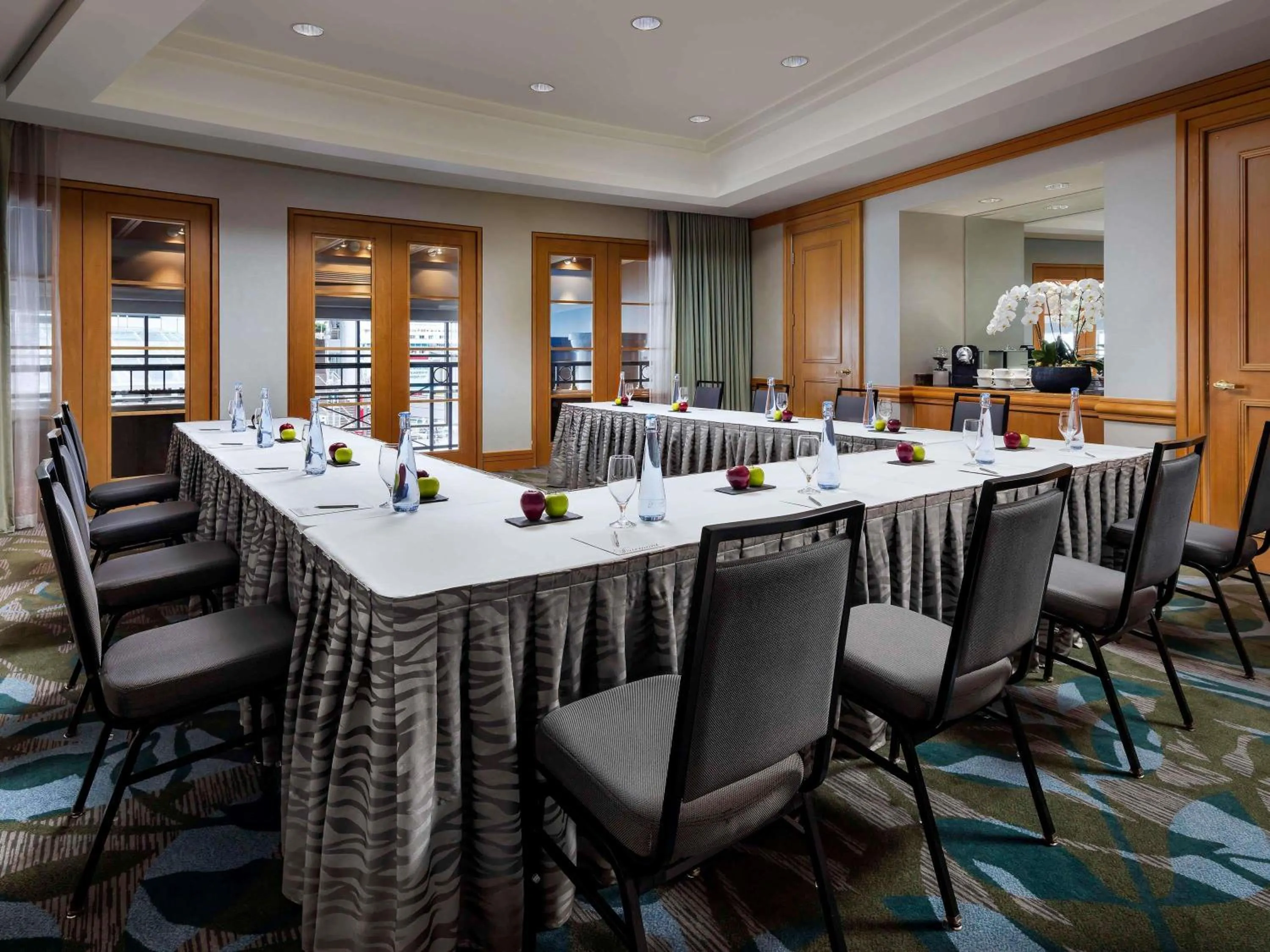 Meeting/conference room in Fairmont Waterfront