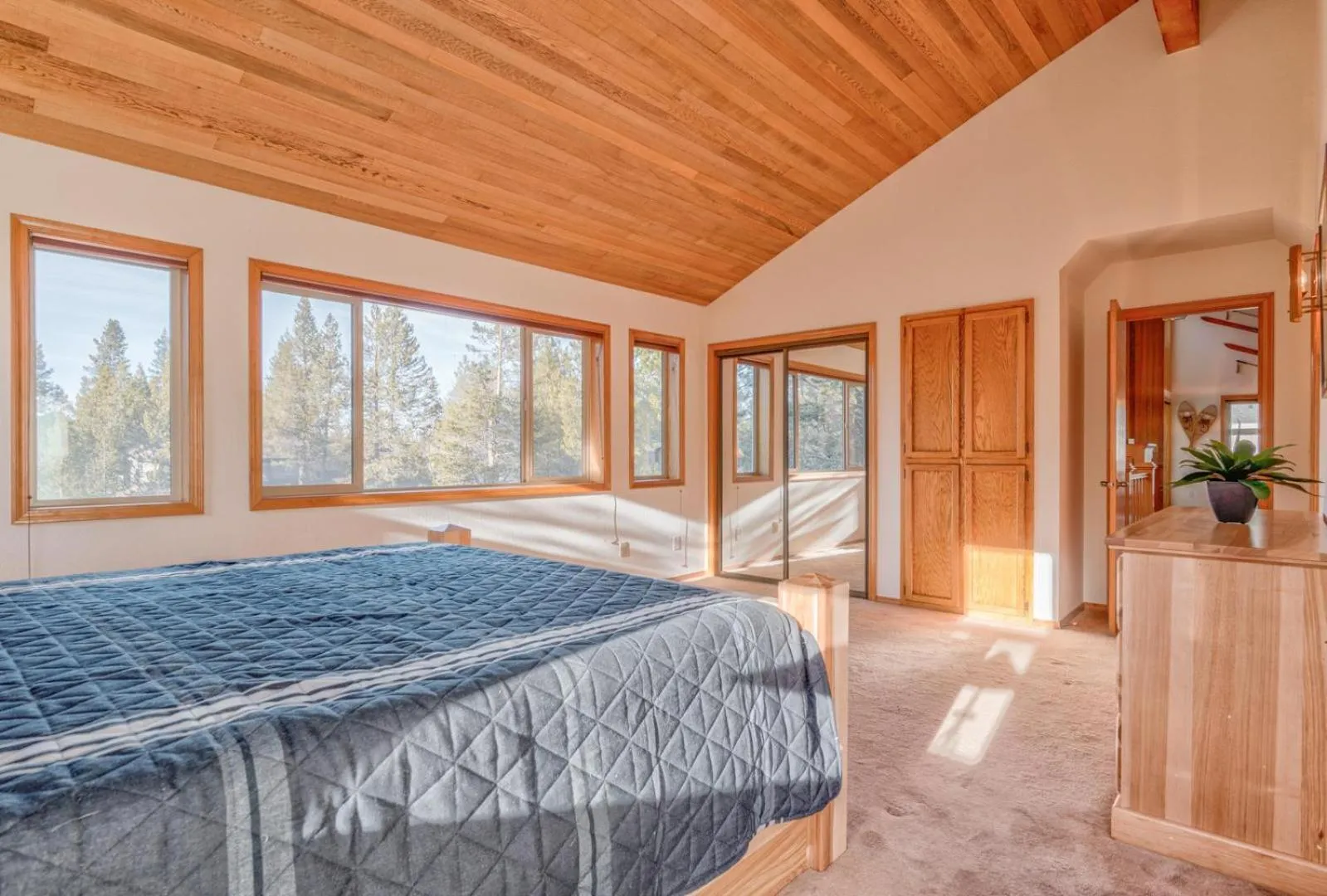 Bed in Paper Birch - Unit 10