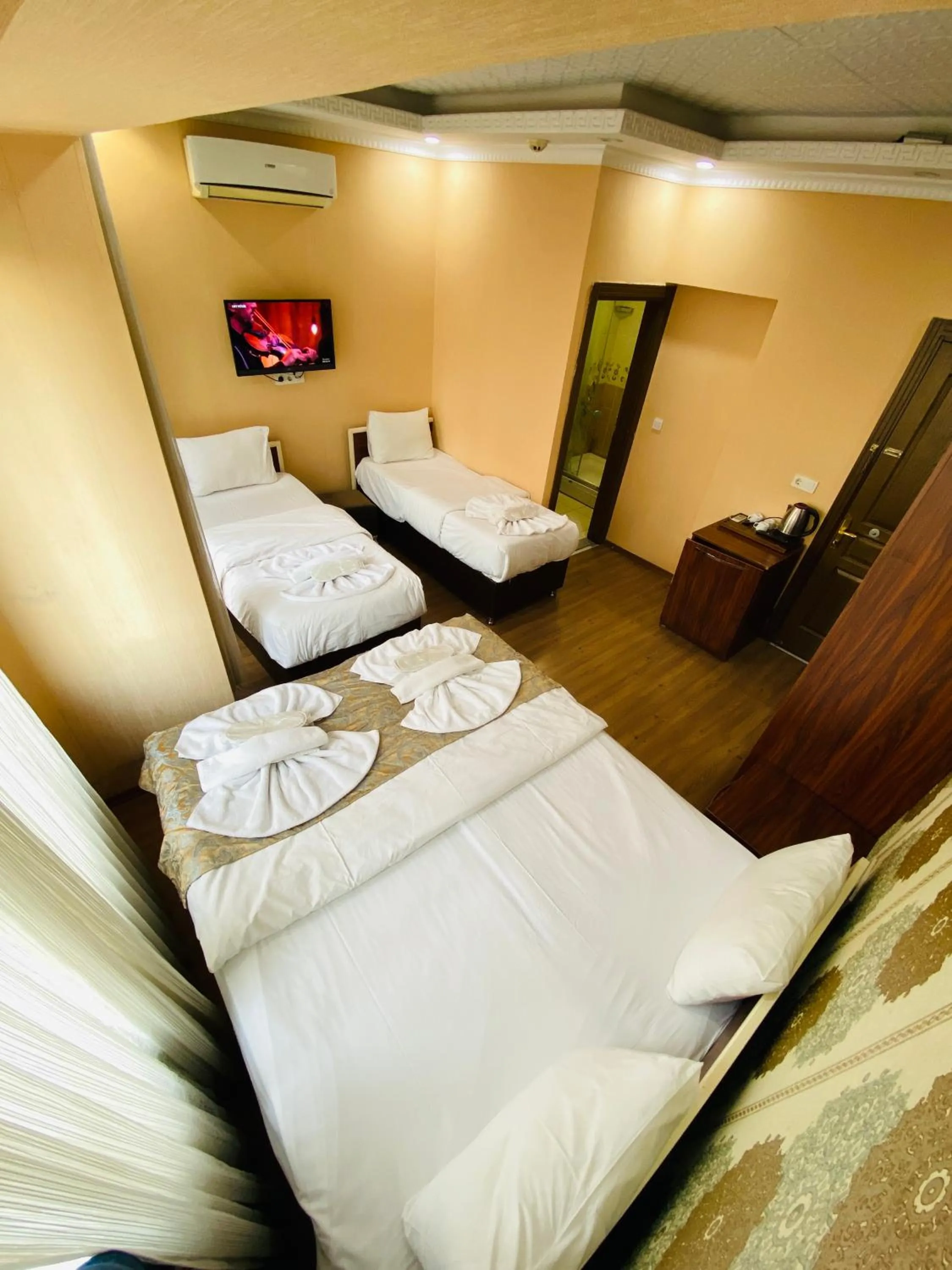 Photo of the whole room, Bed in RENOVA hOTEL FATİH