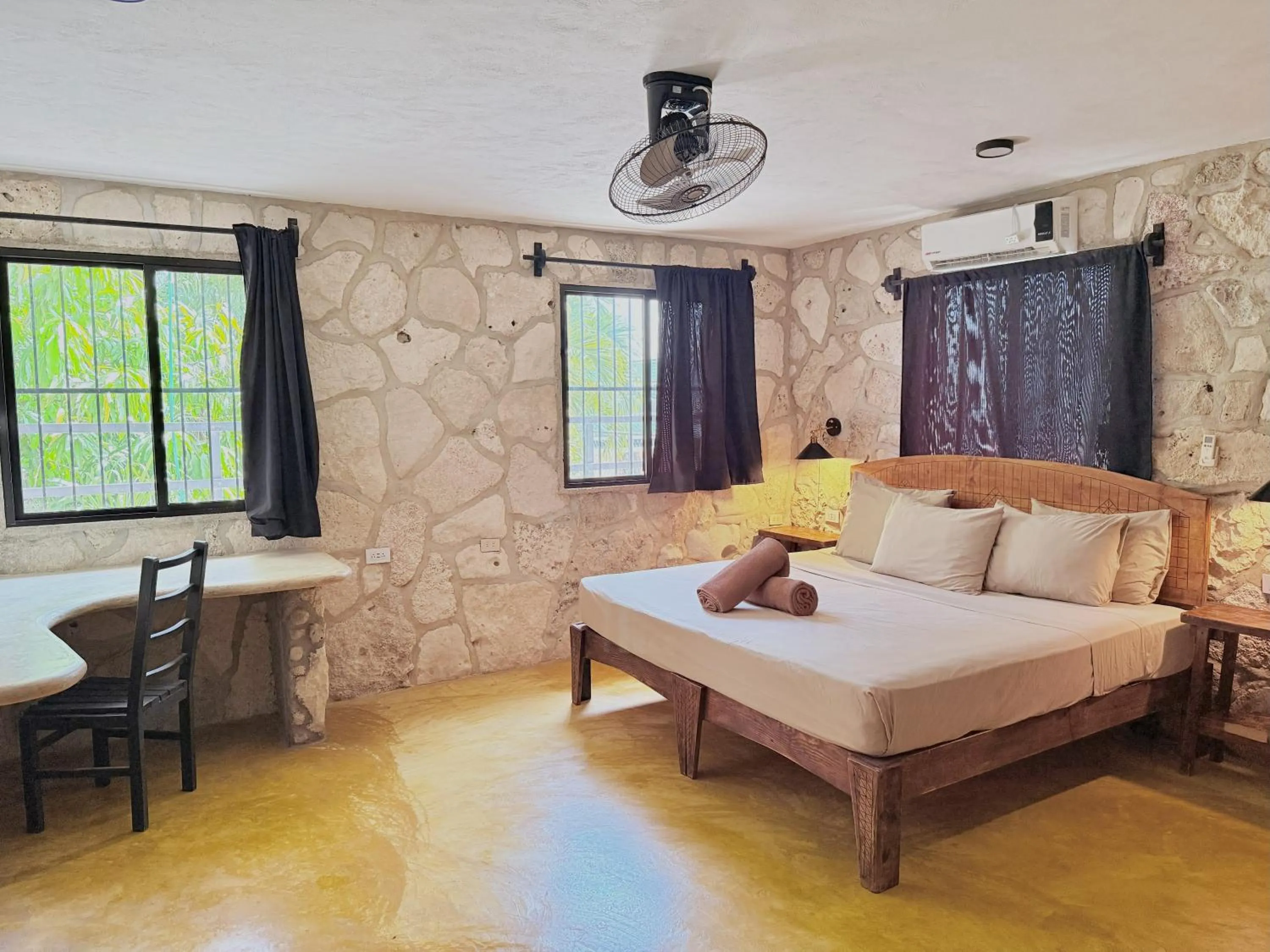 Photo of the whole room, Bed in Hostel Oryx Tulum