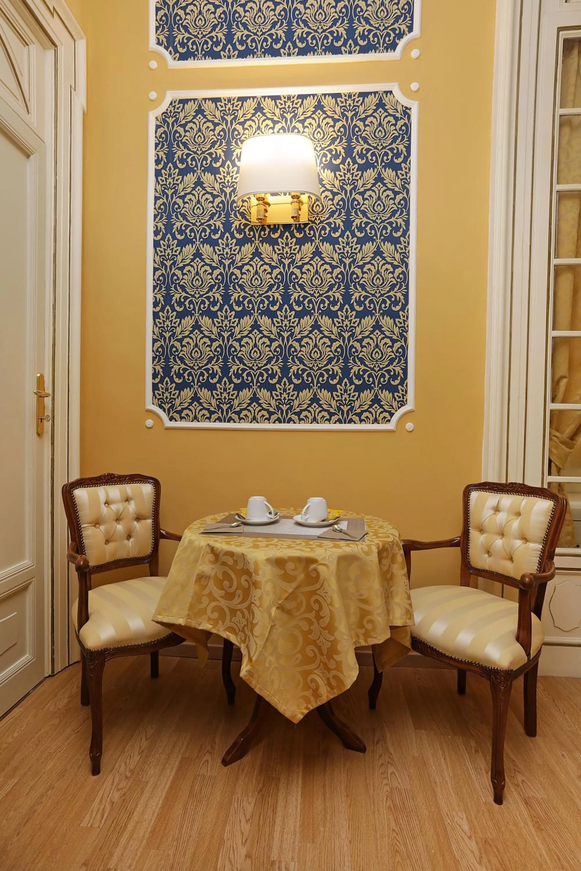 Decorative detail in DG Prestige Room