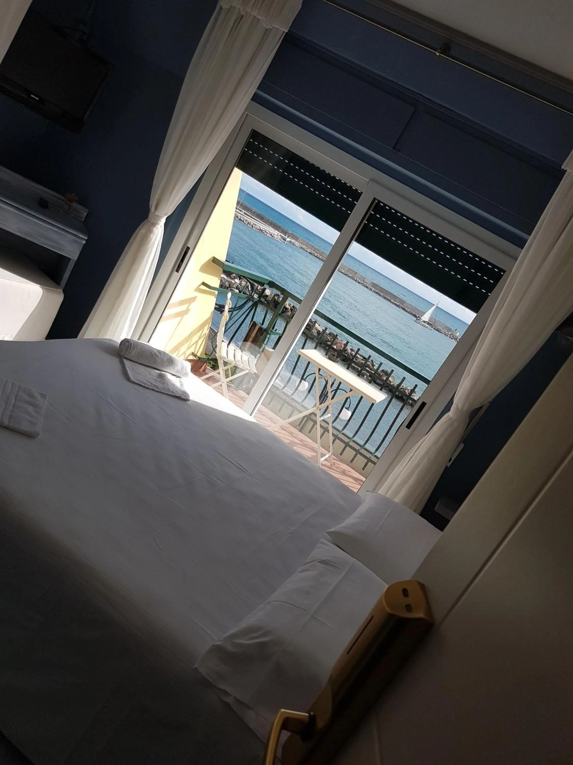 Sea view, Bed in Hotel Zia Piera