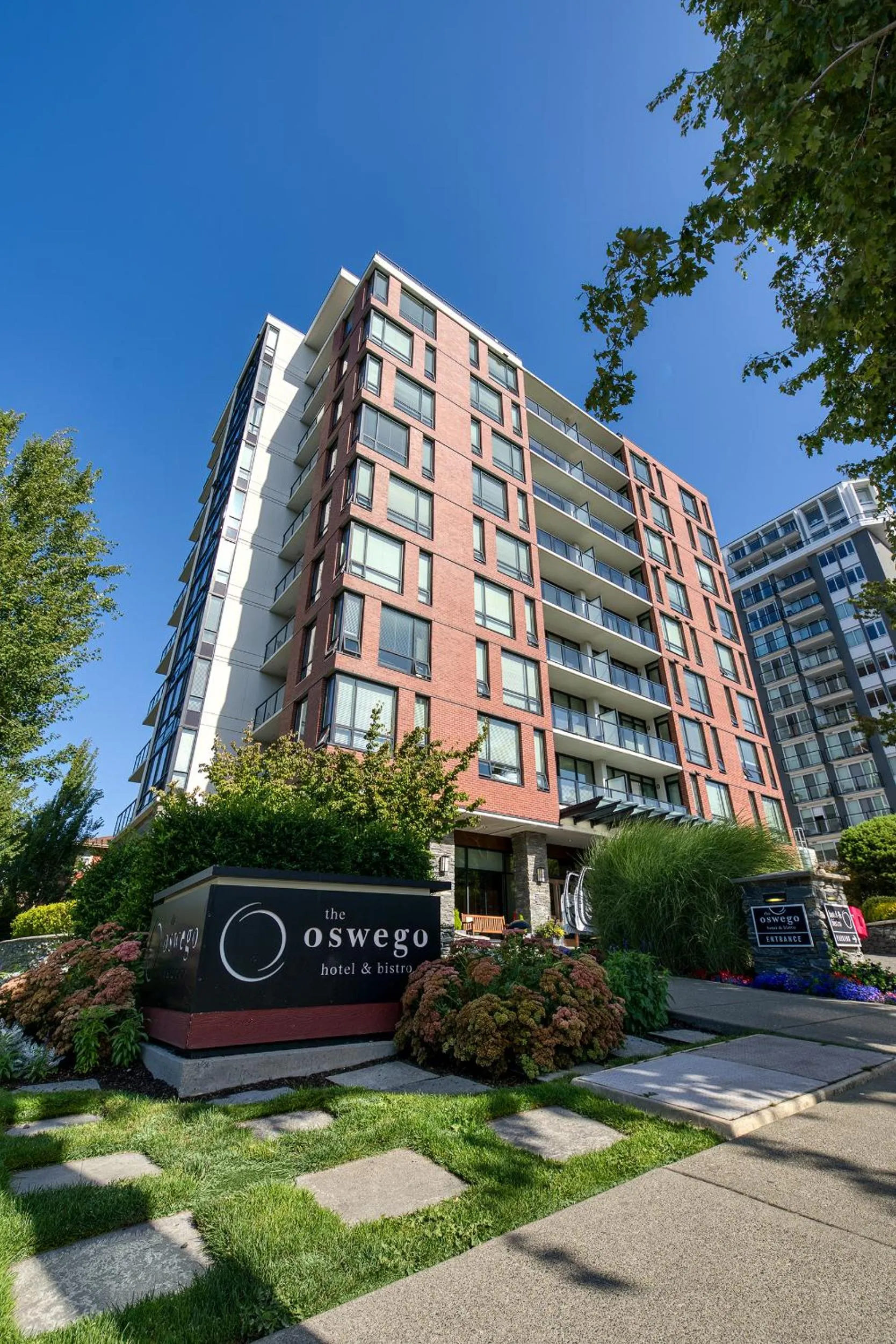 Property building in Oswego Hotel