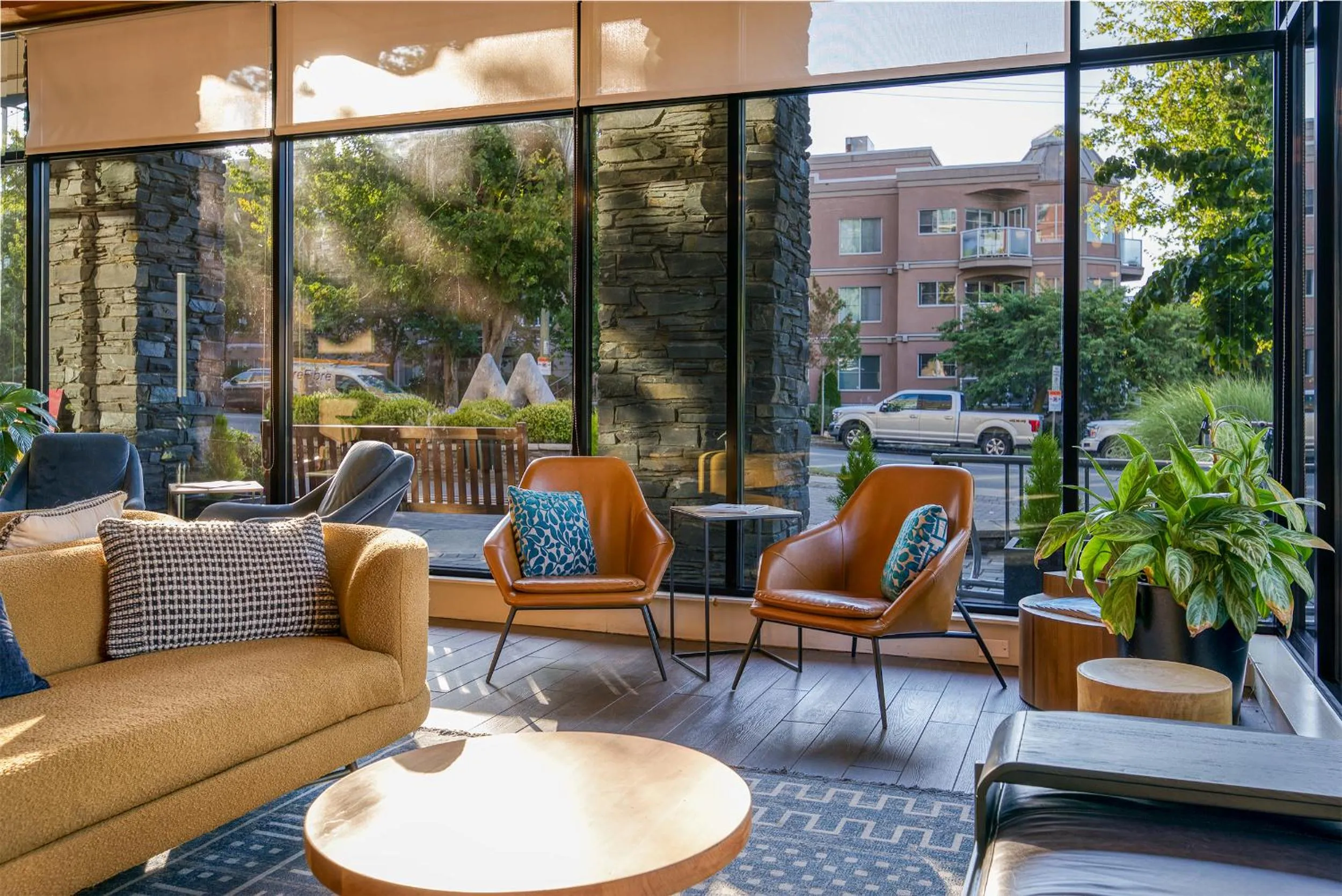 Seating area in Oswego Hotel