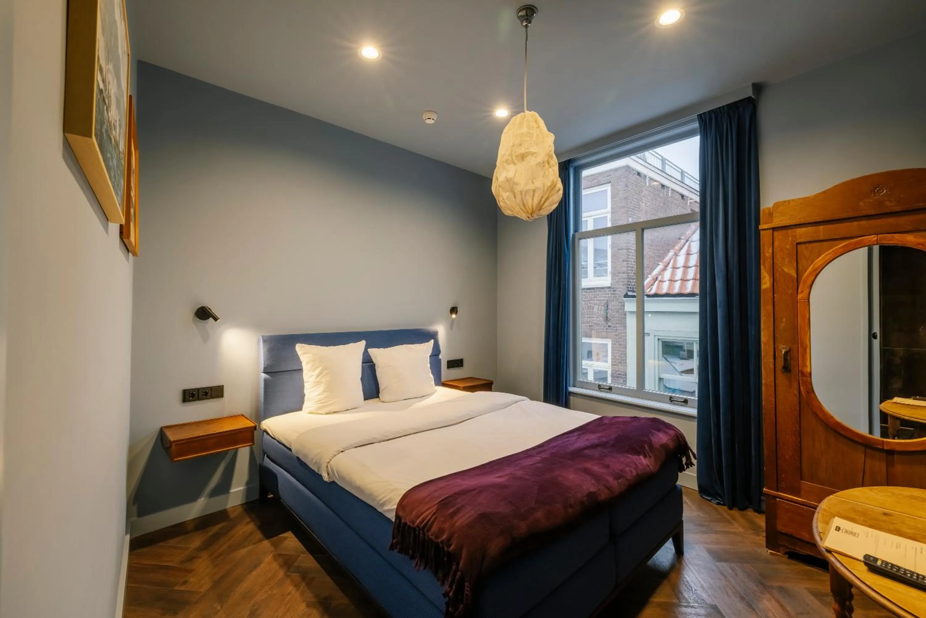 Bed in MAF Haarlem Boutique Hotel