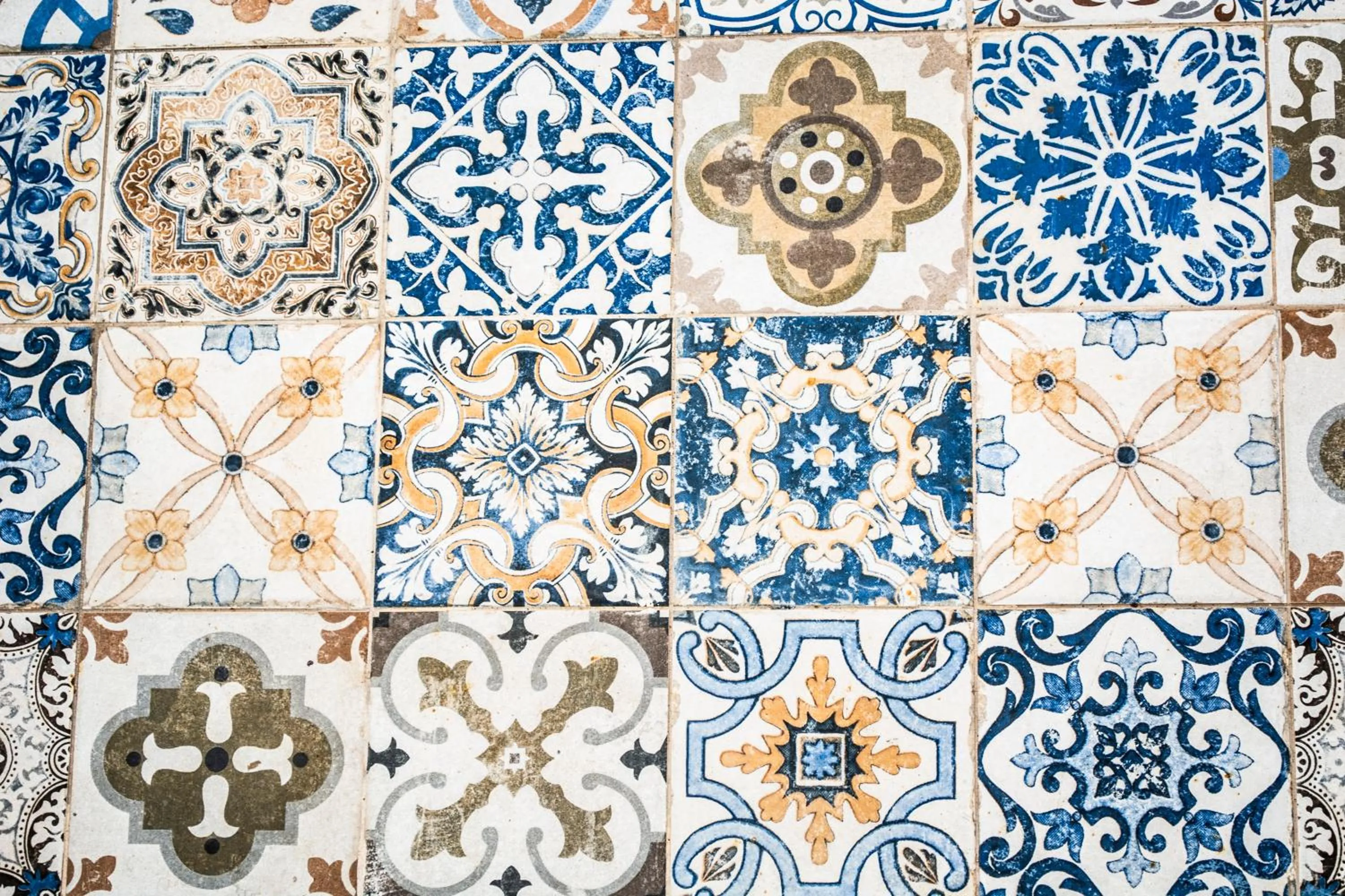 Decorative detail in Pietracielo B&B