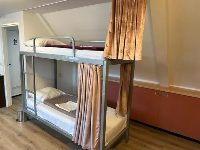 Bed in Room Mate Hostel Amsterdam Zaandam