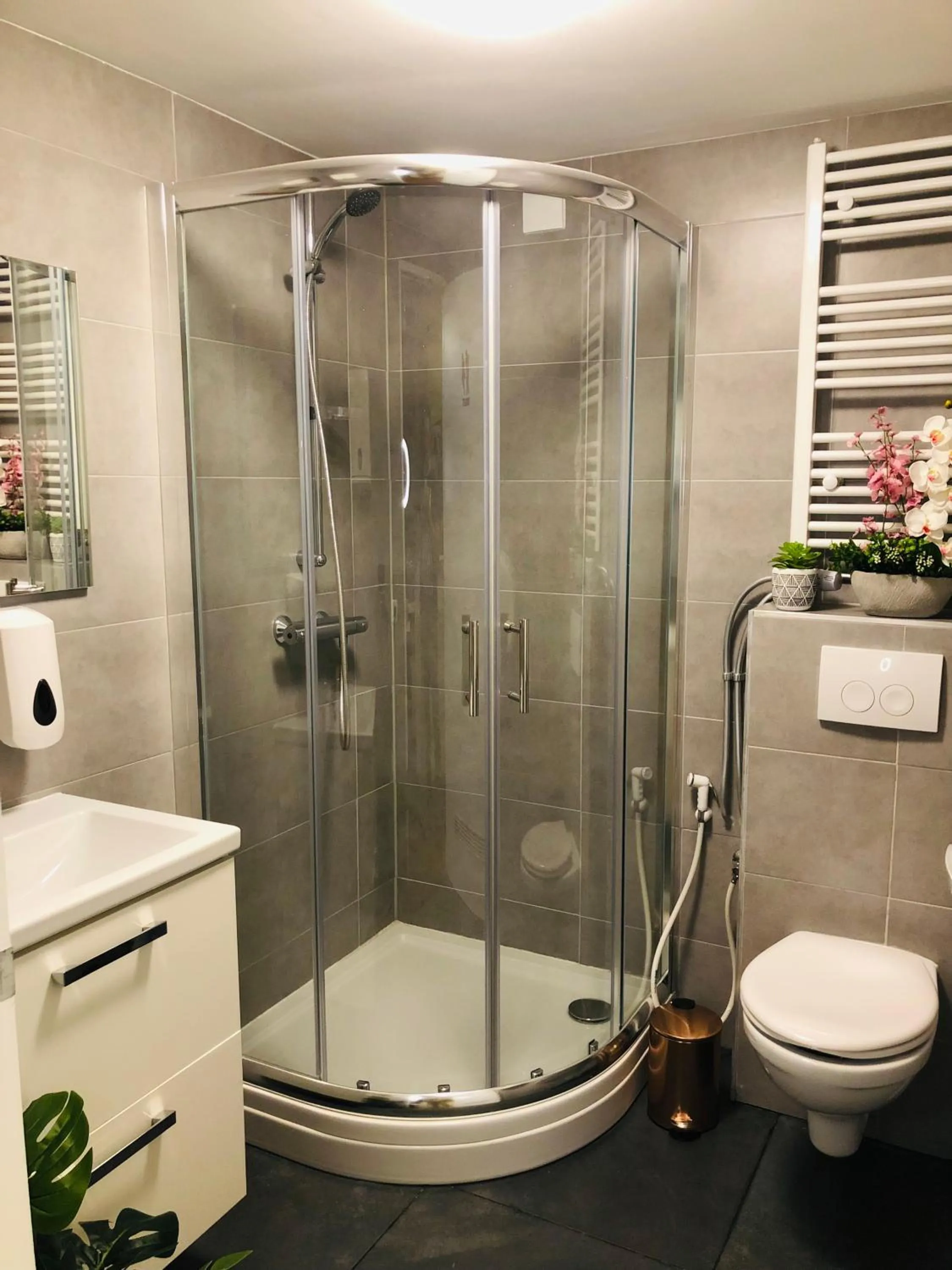 Bathroom in Room Mate Hostel Amsterdam Zaandam