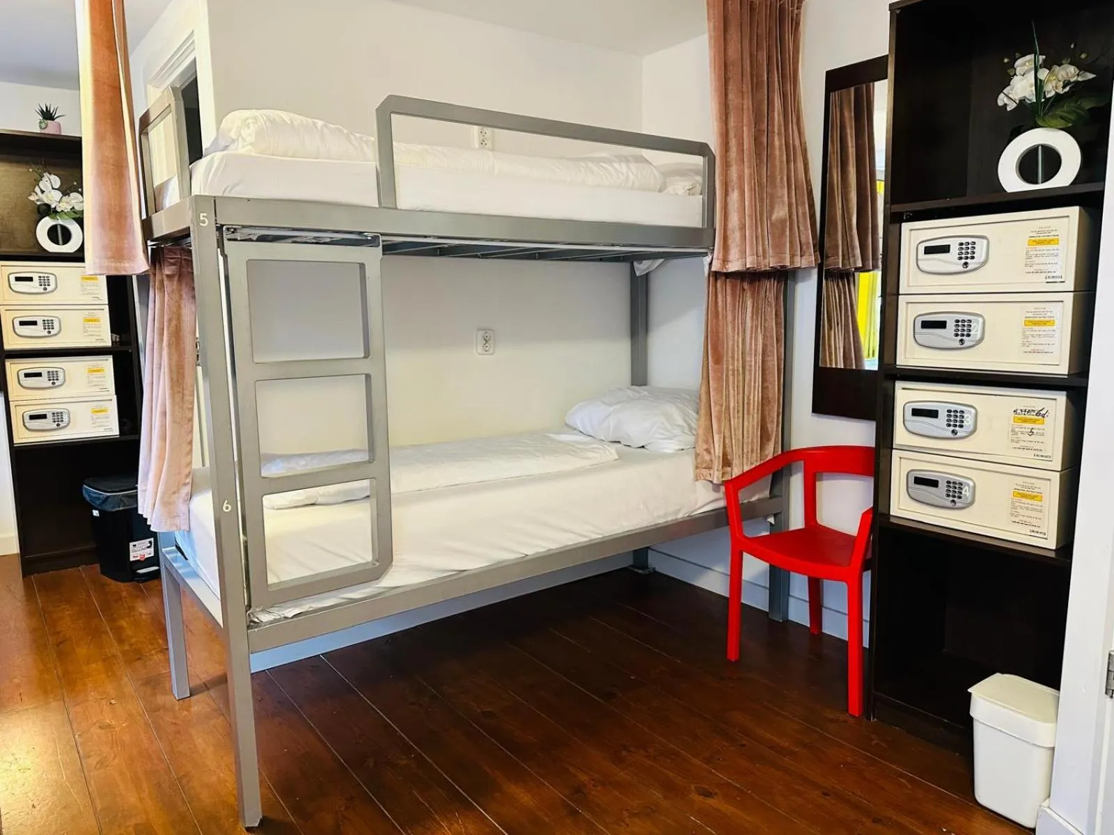 Bed in Room Mate Hostel Amsterdam Zaandam