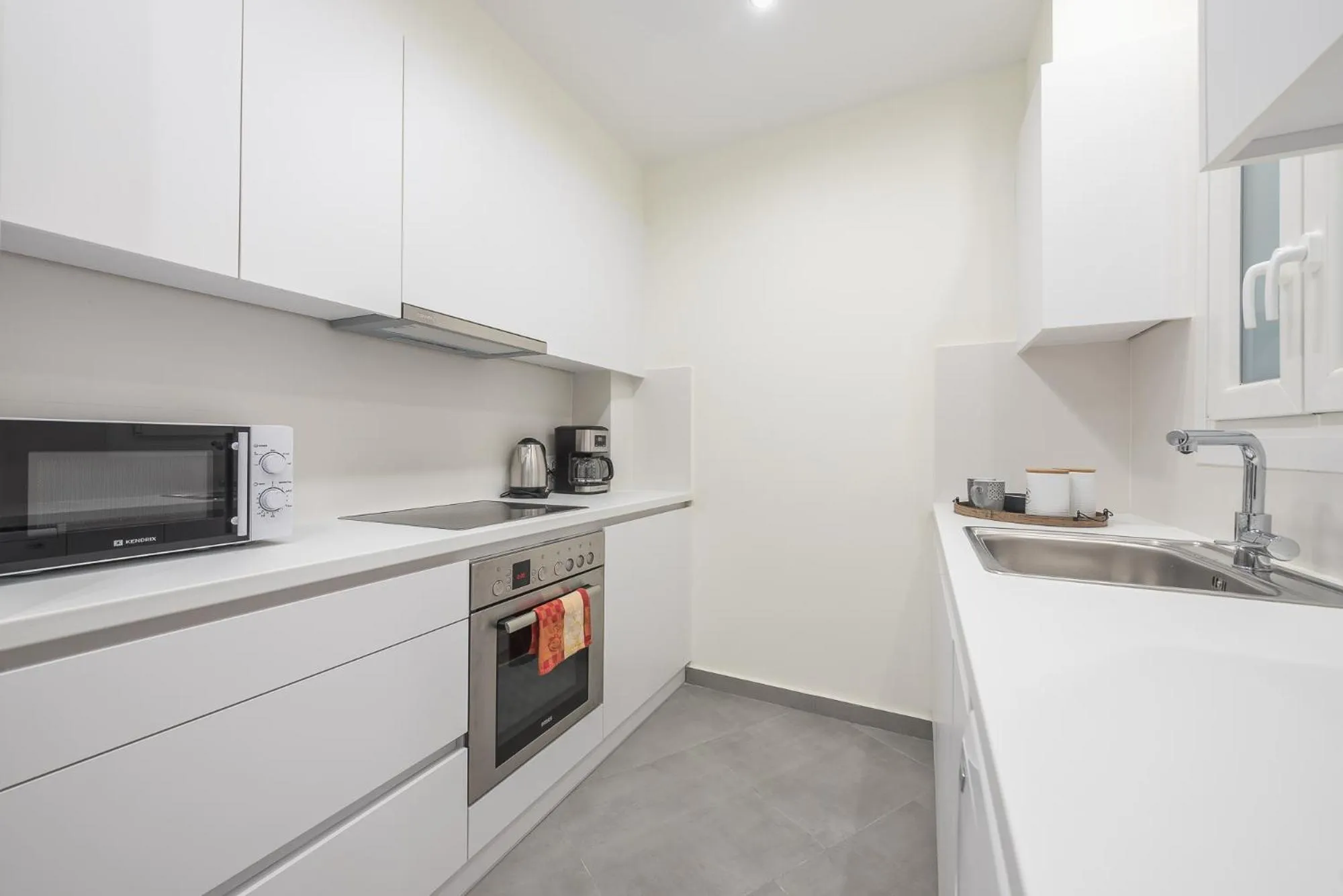 Kitchen or kitchenette in Elegant Suite by CloudKeys