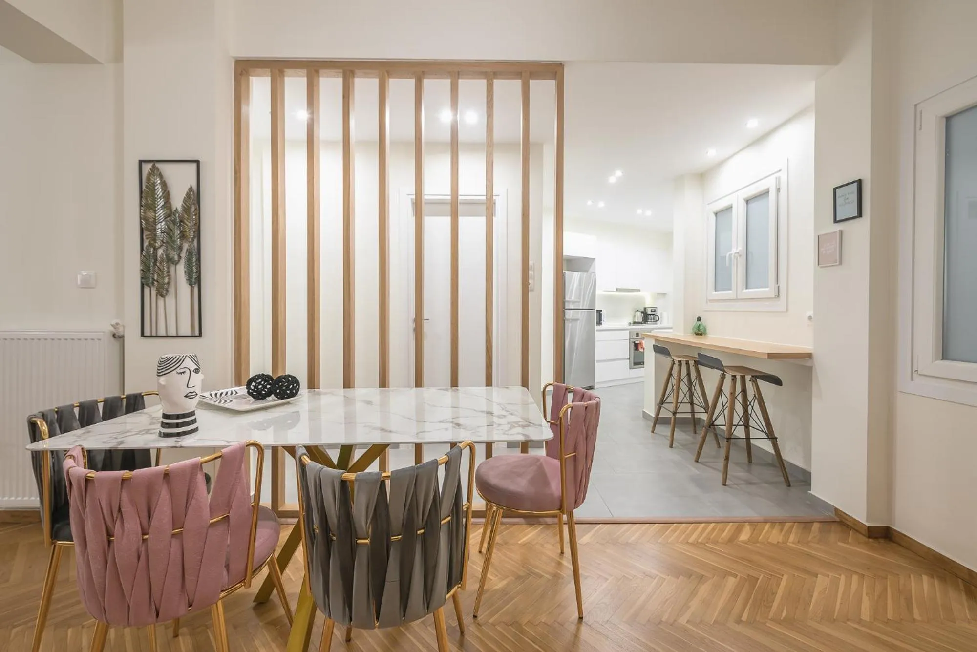 Living room in Elegant Suite by CloudKeys