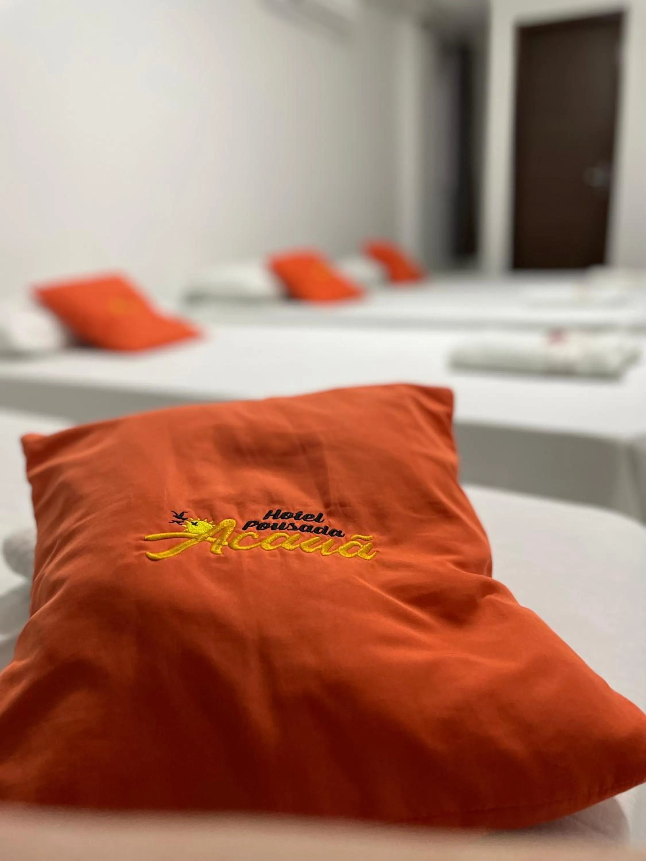 Bedroom, Bed in Hotel Pousada Acauã Acesso através de escadas