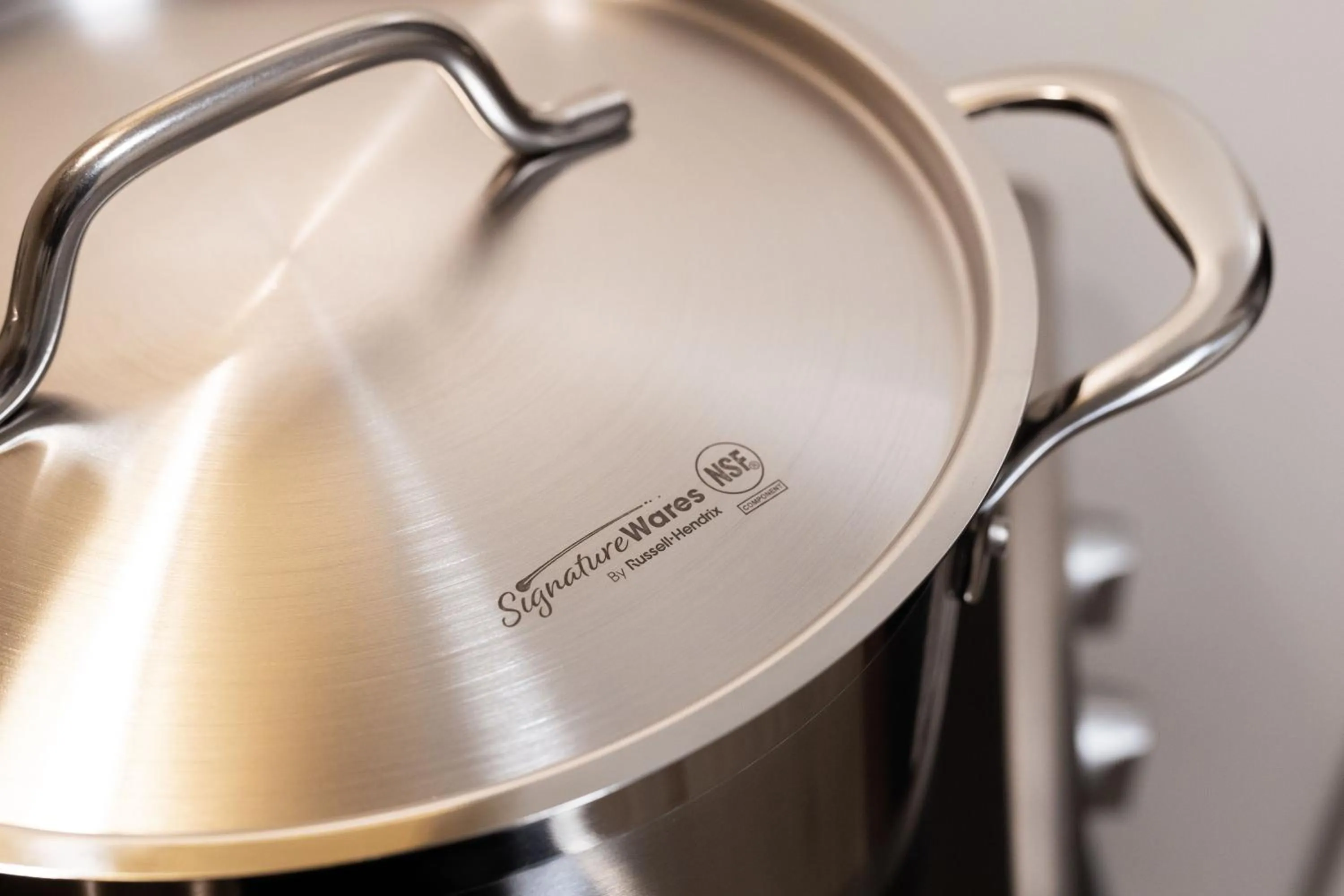 Kitchen or kitchenette in Robin Hood Inn and Suites